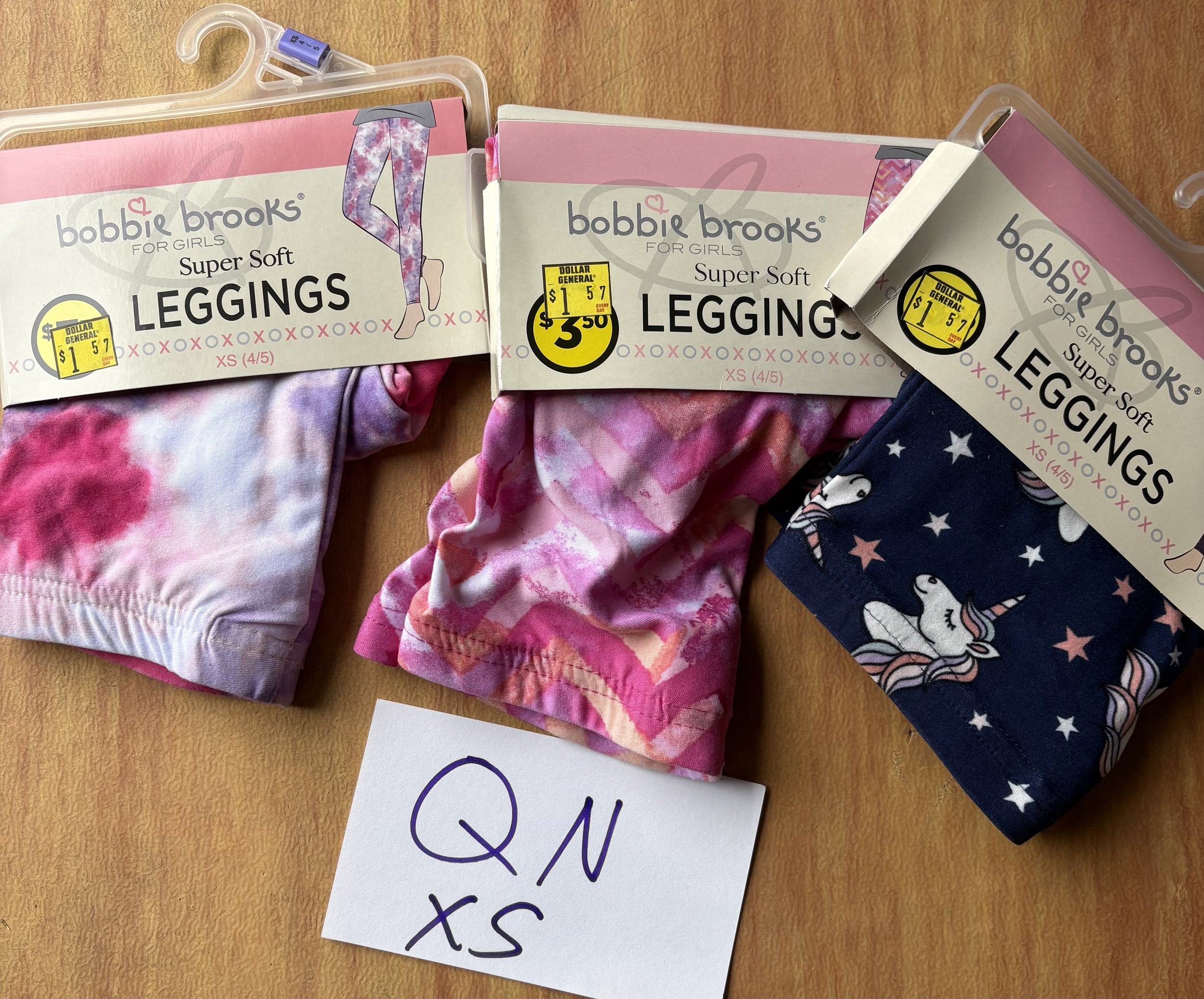 Lot QN size XS leggings