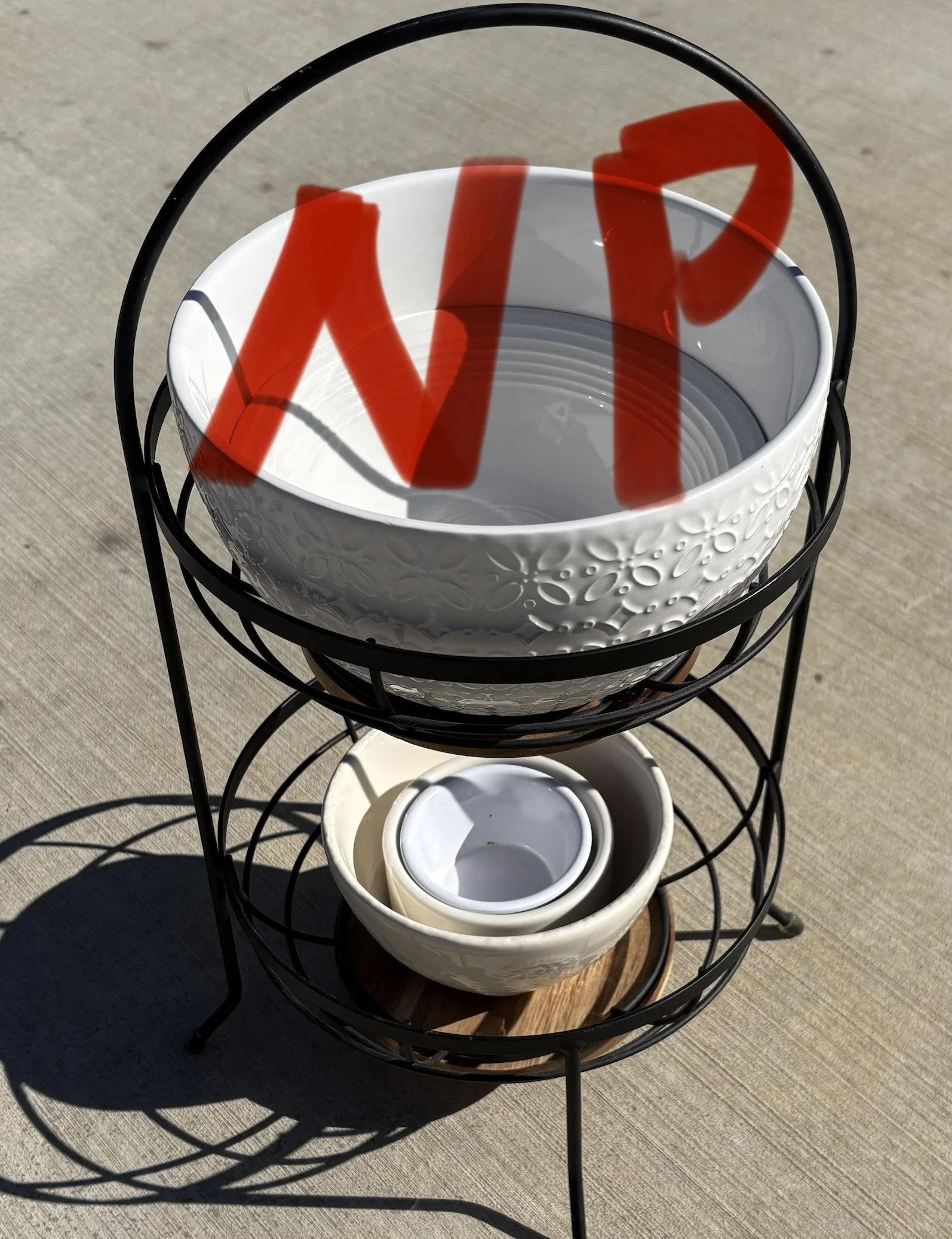 Lot NP bowls and decorative shelf