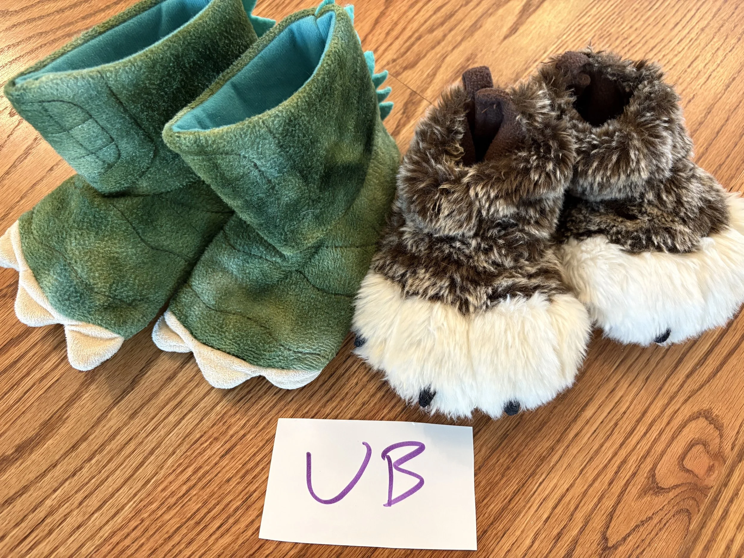 Lot UB little kid slippers