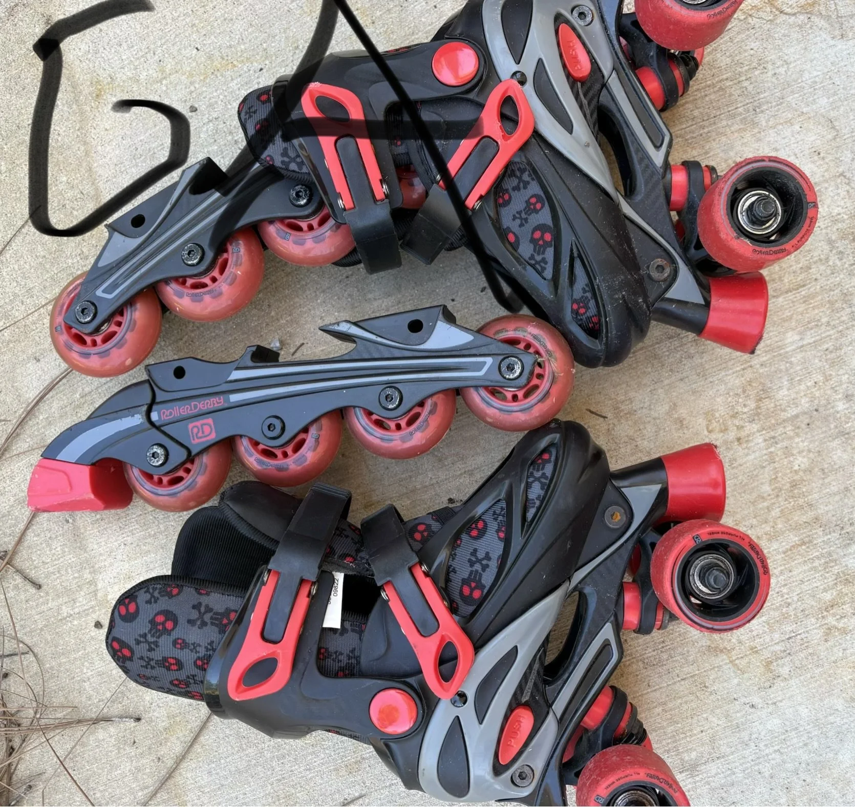 Lot GA roller skate/blades 7 year old?