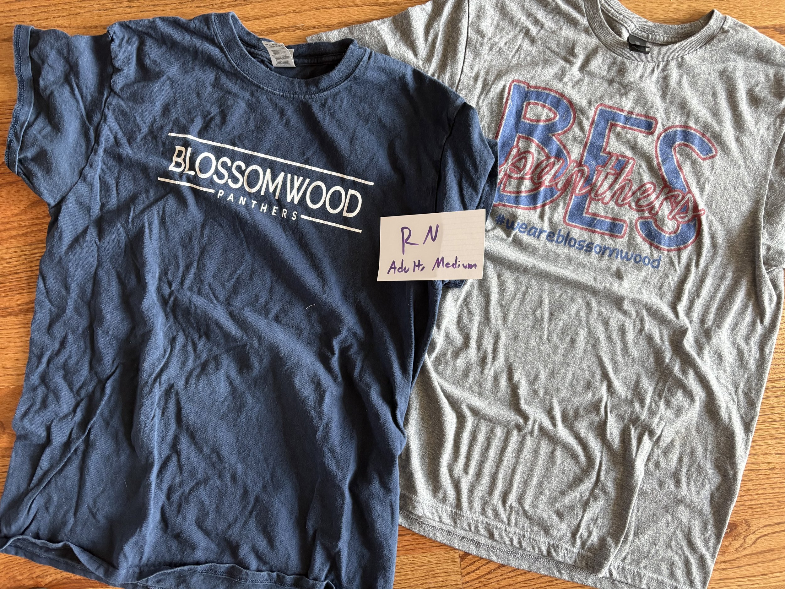 Lot RN adult medium blossomwood