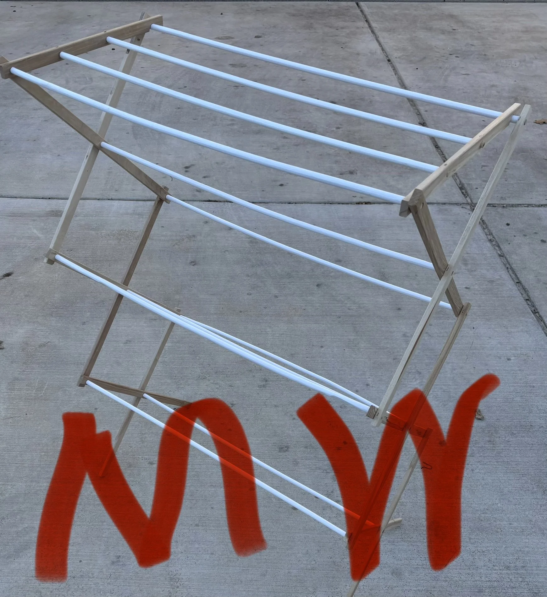 Lot MW clothes drying rack