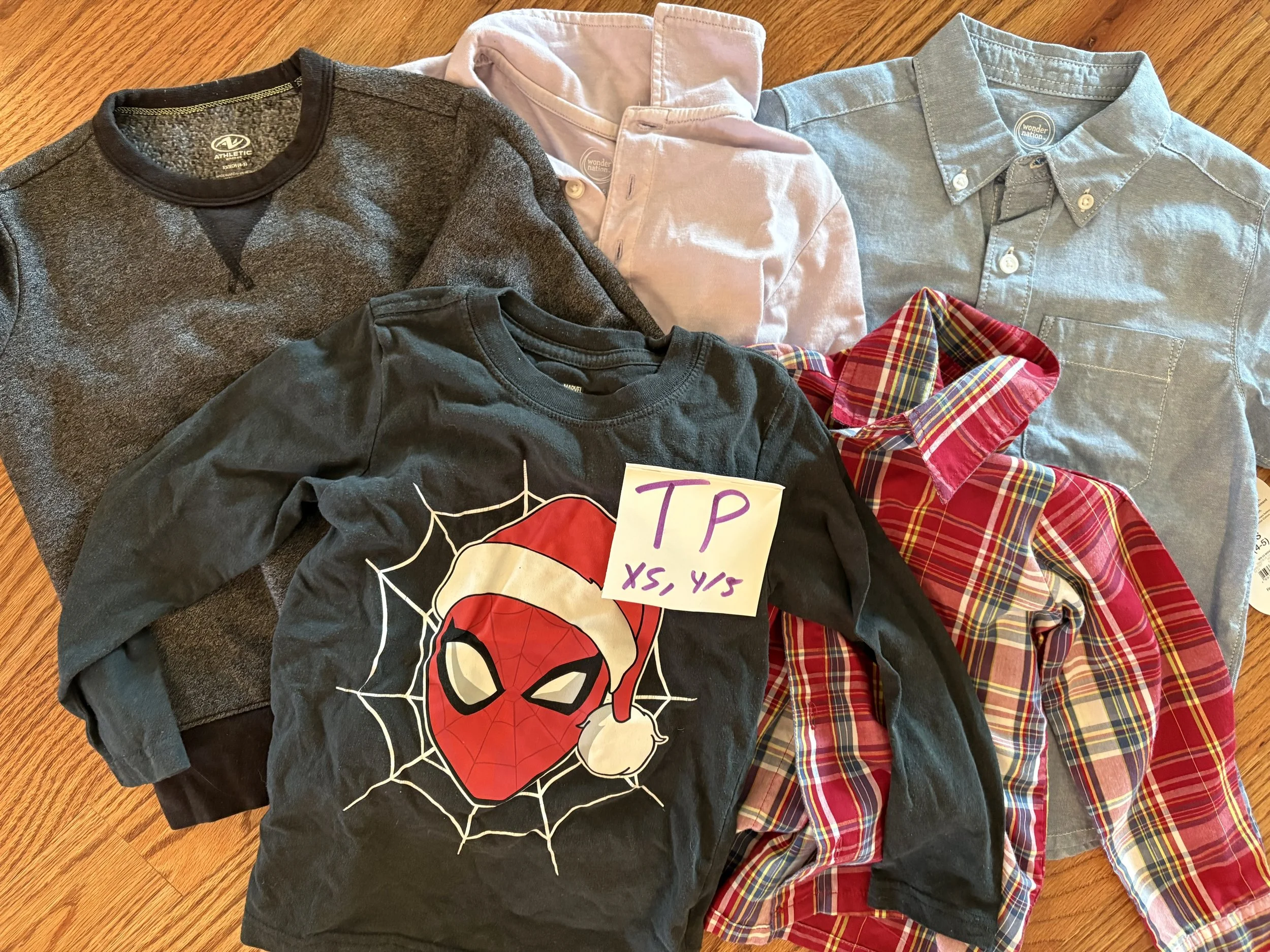 Lot TP boys XS 4/5 size