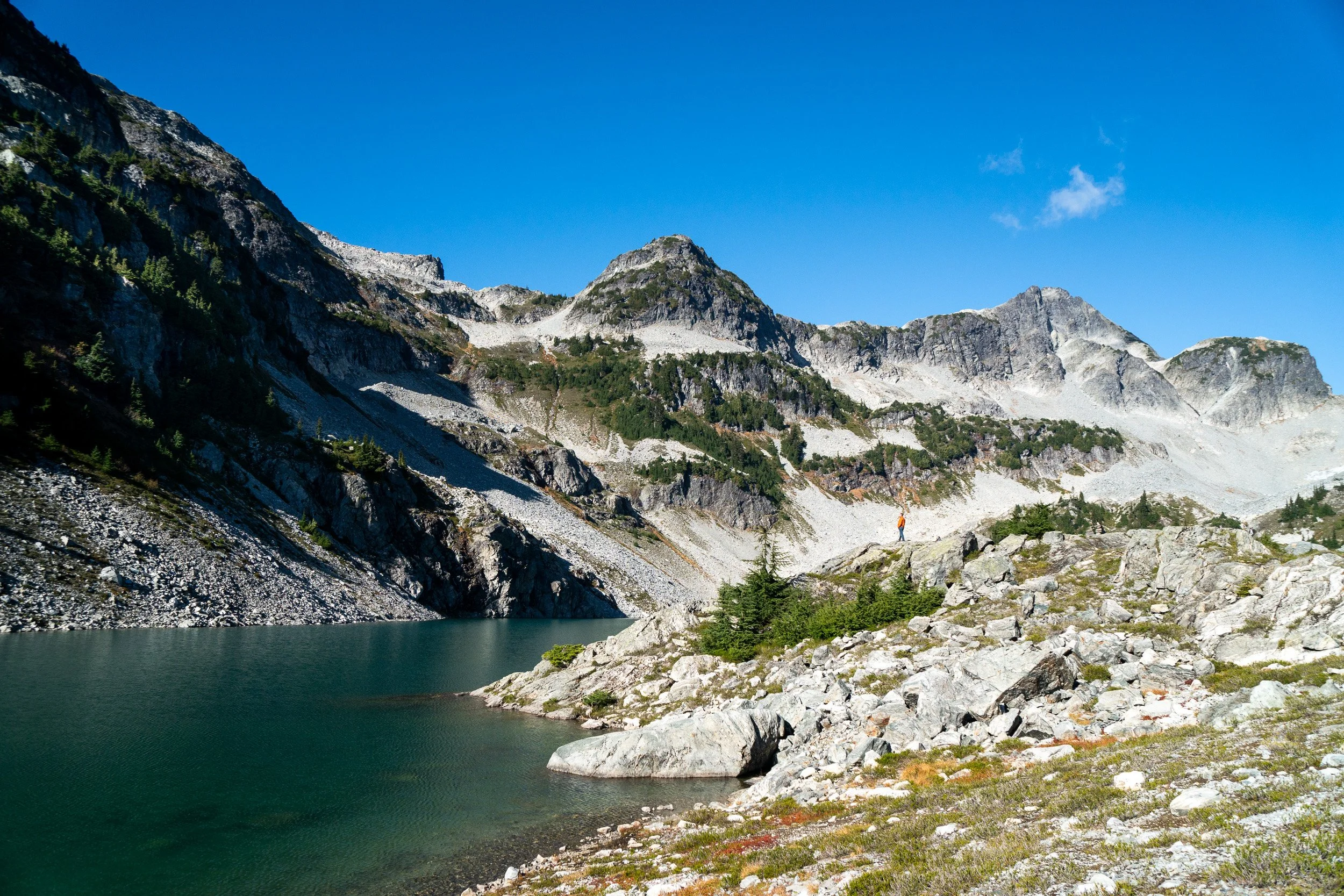 Berg lake, an alpine green lake in British Columbia