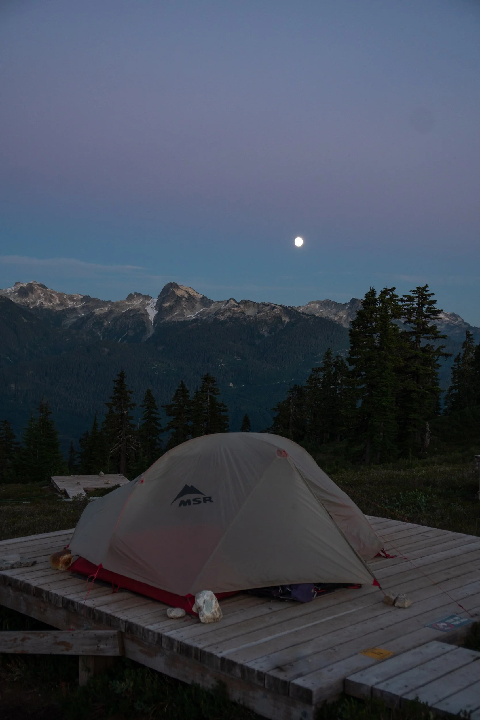 Elfin lakes campground at dusk with moonlight