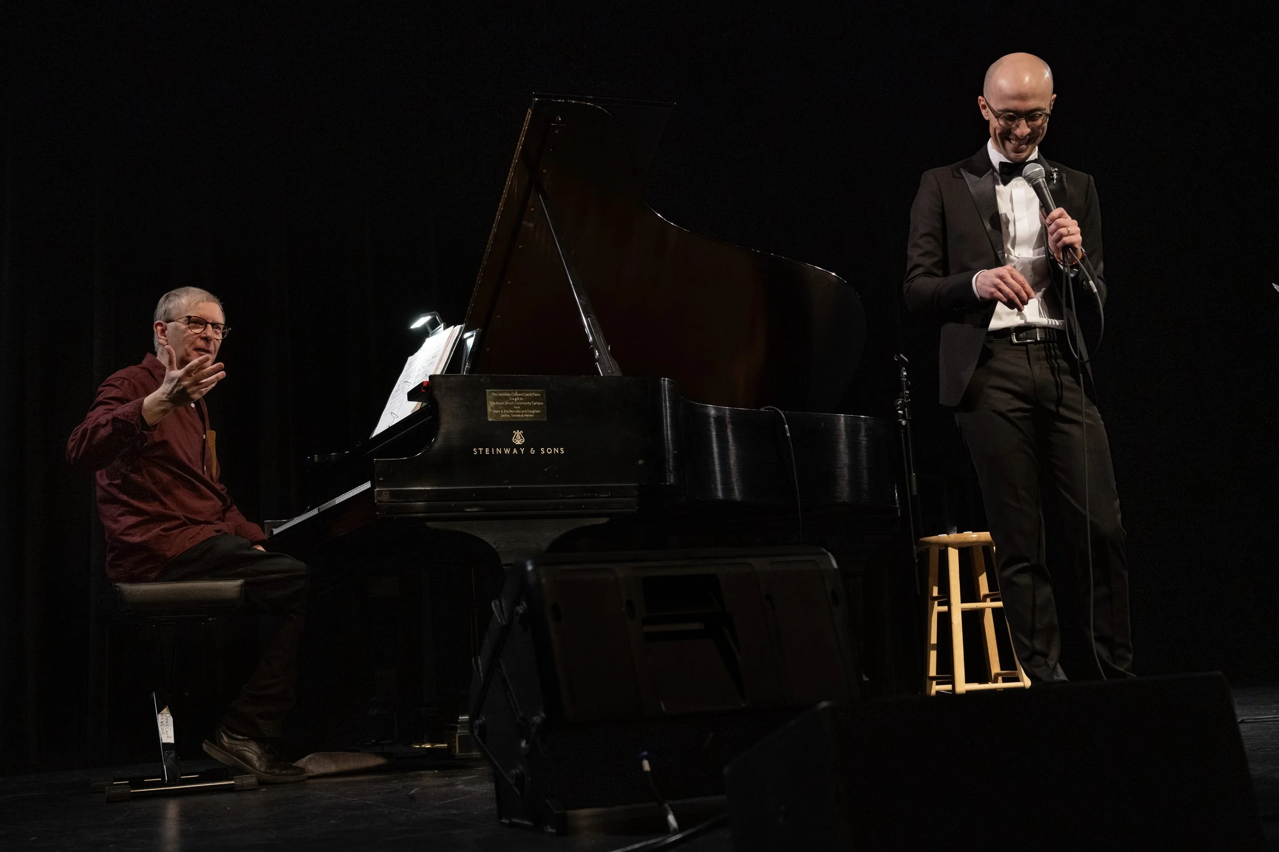 Performance at THE LEAF Assiniboine Park with AARON HUTTON Saturday   December 20       3:30-5:30pm
