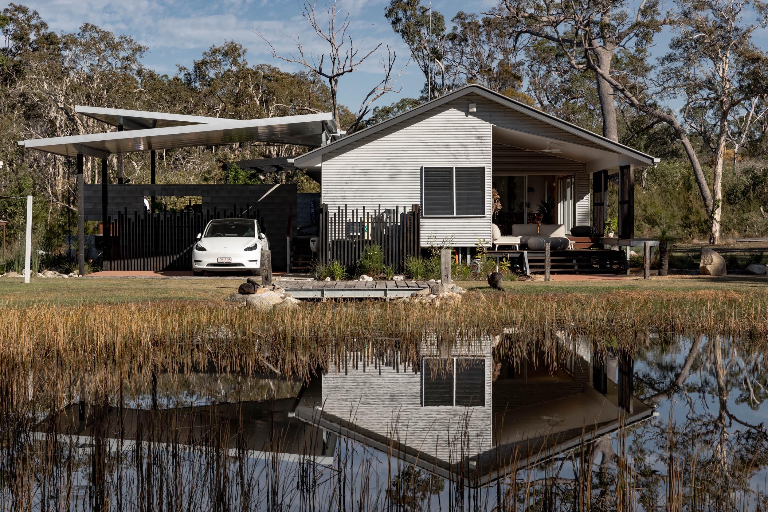 376 Lake Cooroibah Rd Cooroibah, QLD-14.jpg