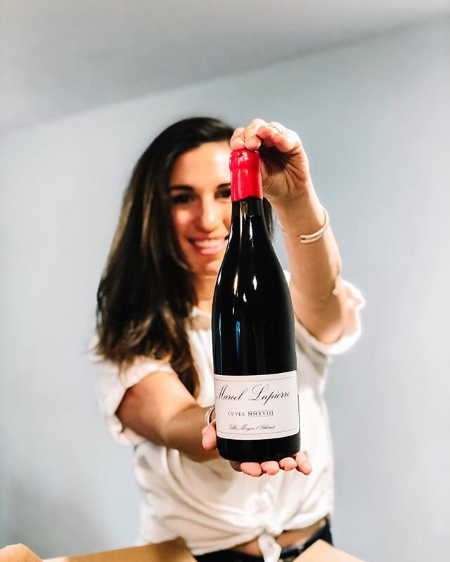 Oh hey, I'm back with more Beaujolais love! By now you guys probably know that Marcel Lapierre is slowing becoming my favorite Beaujolais wine maker. This cuvee specifically is outstanding but we love their Morgan and Julienas as well. For fun we dec