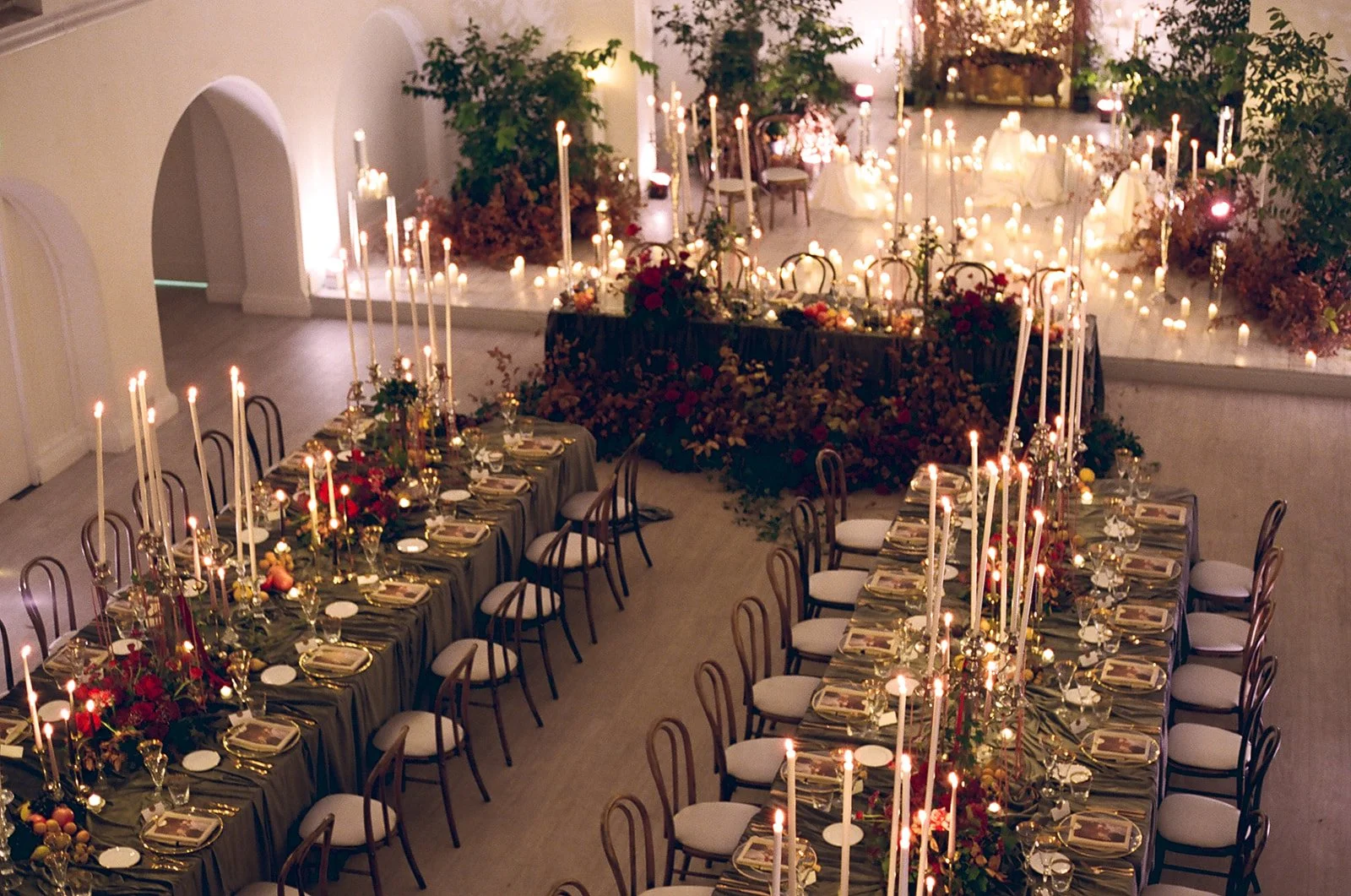 candlelit wedding dinner in gloster house irlenad.jpg