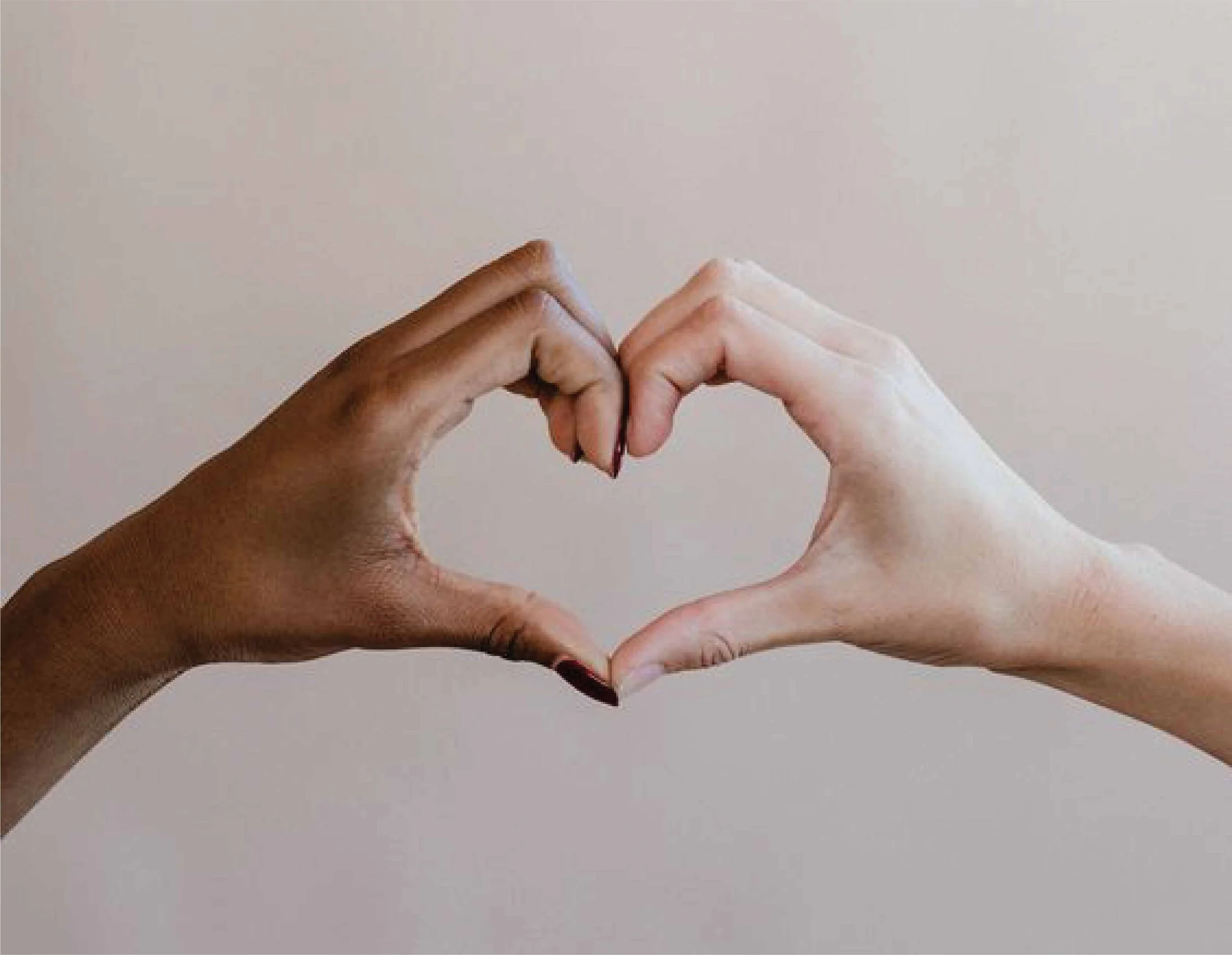 love-attraction-luna-lee