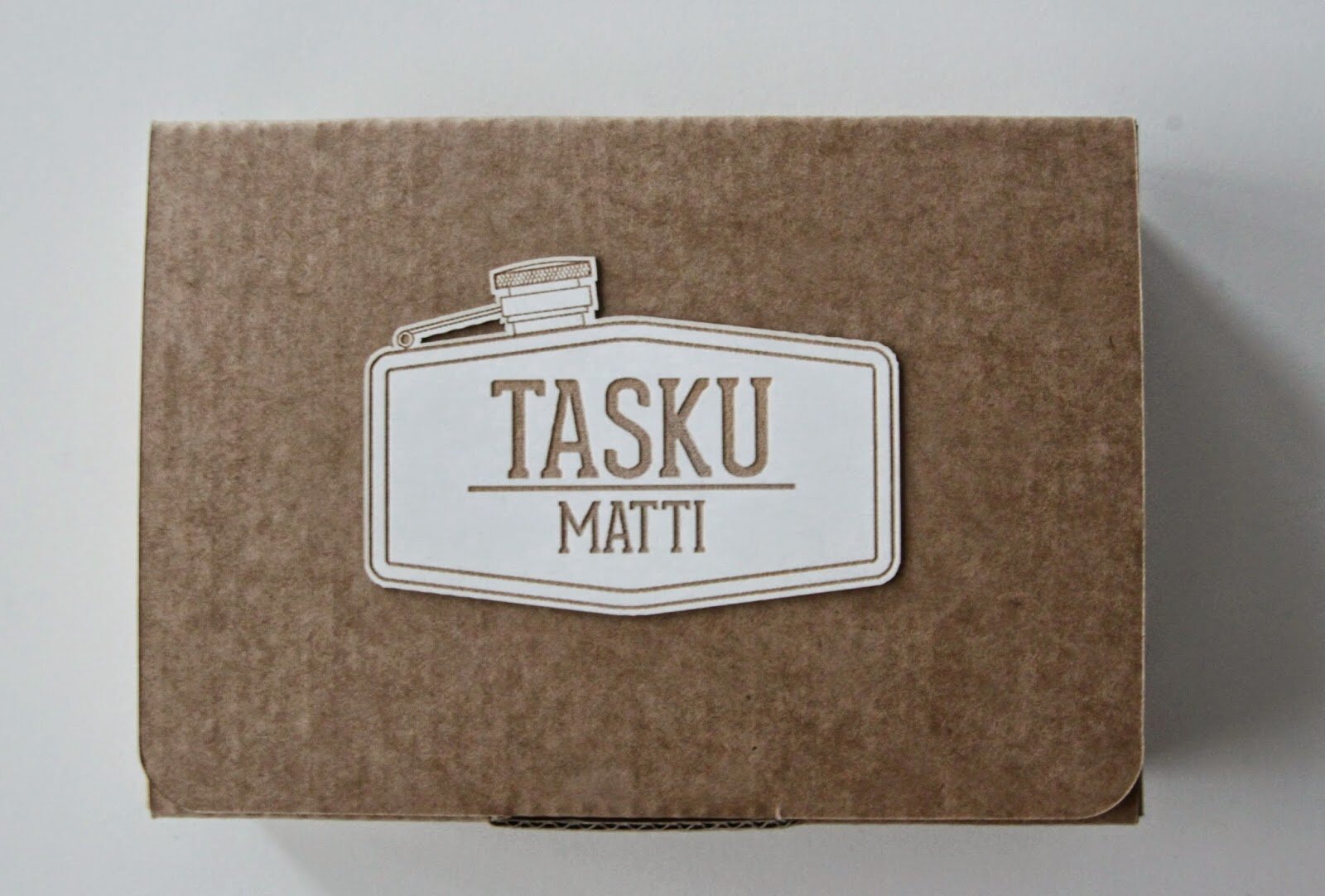 Taskumatti hoitolaukussa