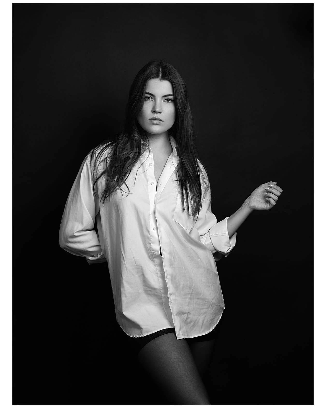 Model: @polinanikova 
H&amp;M 💄 @nicoleyukiwild 
.
.
#z&uuml;rich #zurich #studiophotoshoot #embrach #captureonepro #captureoneportrait #fujifilm #fuji