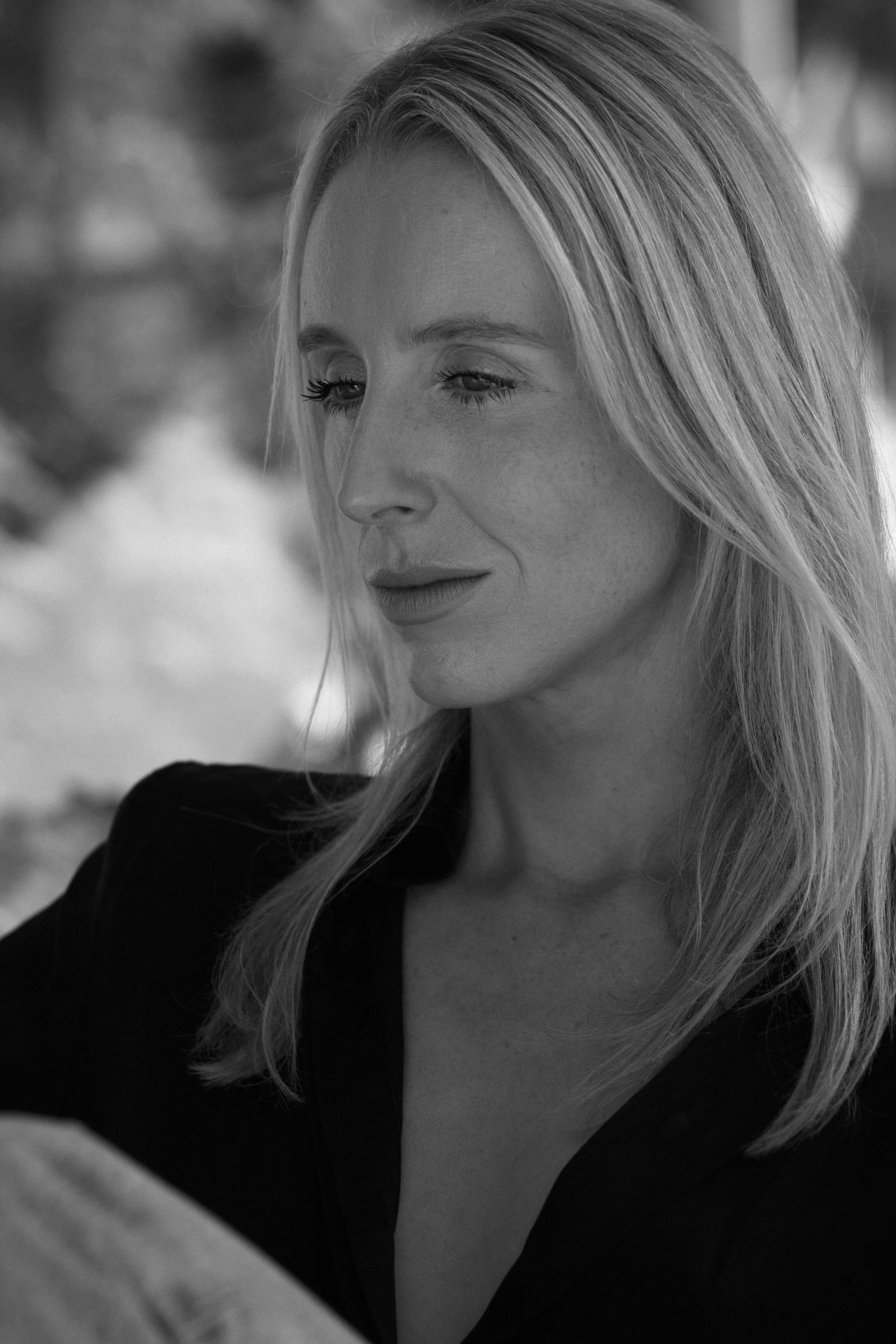 Tina_Df_3213_BW_small.jpg