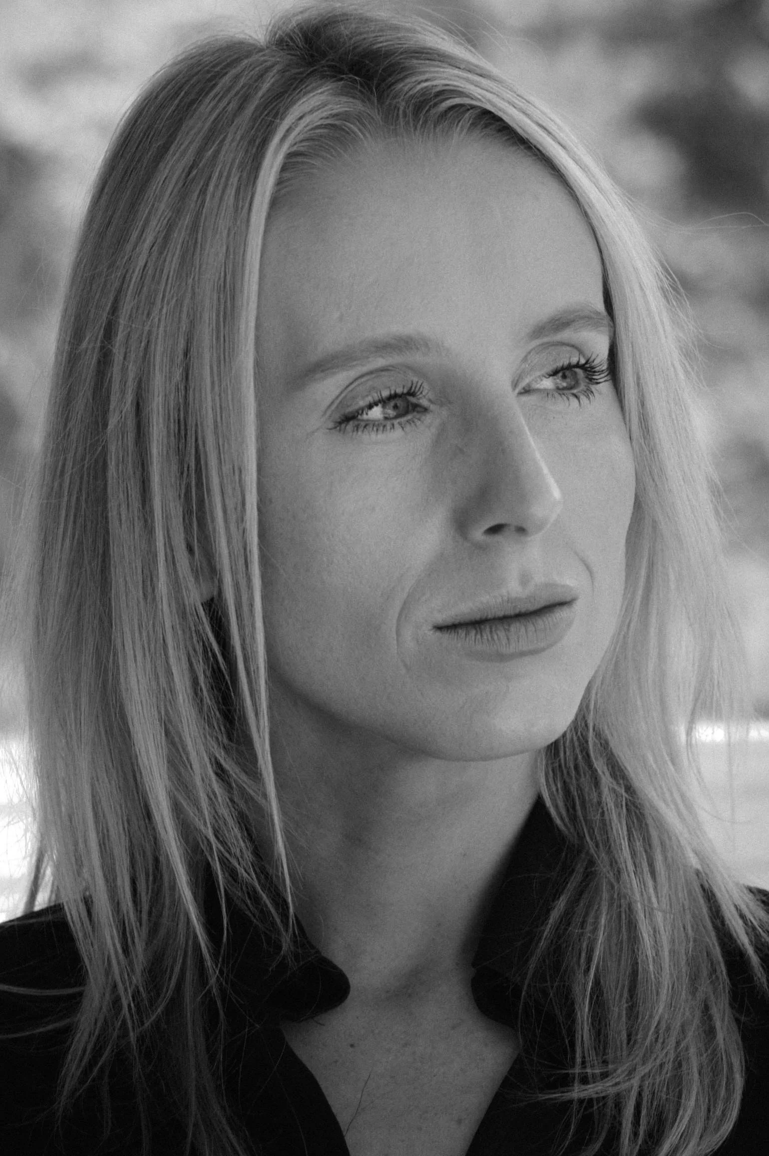Tina_Df_3267_BW_small.jpg