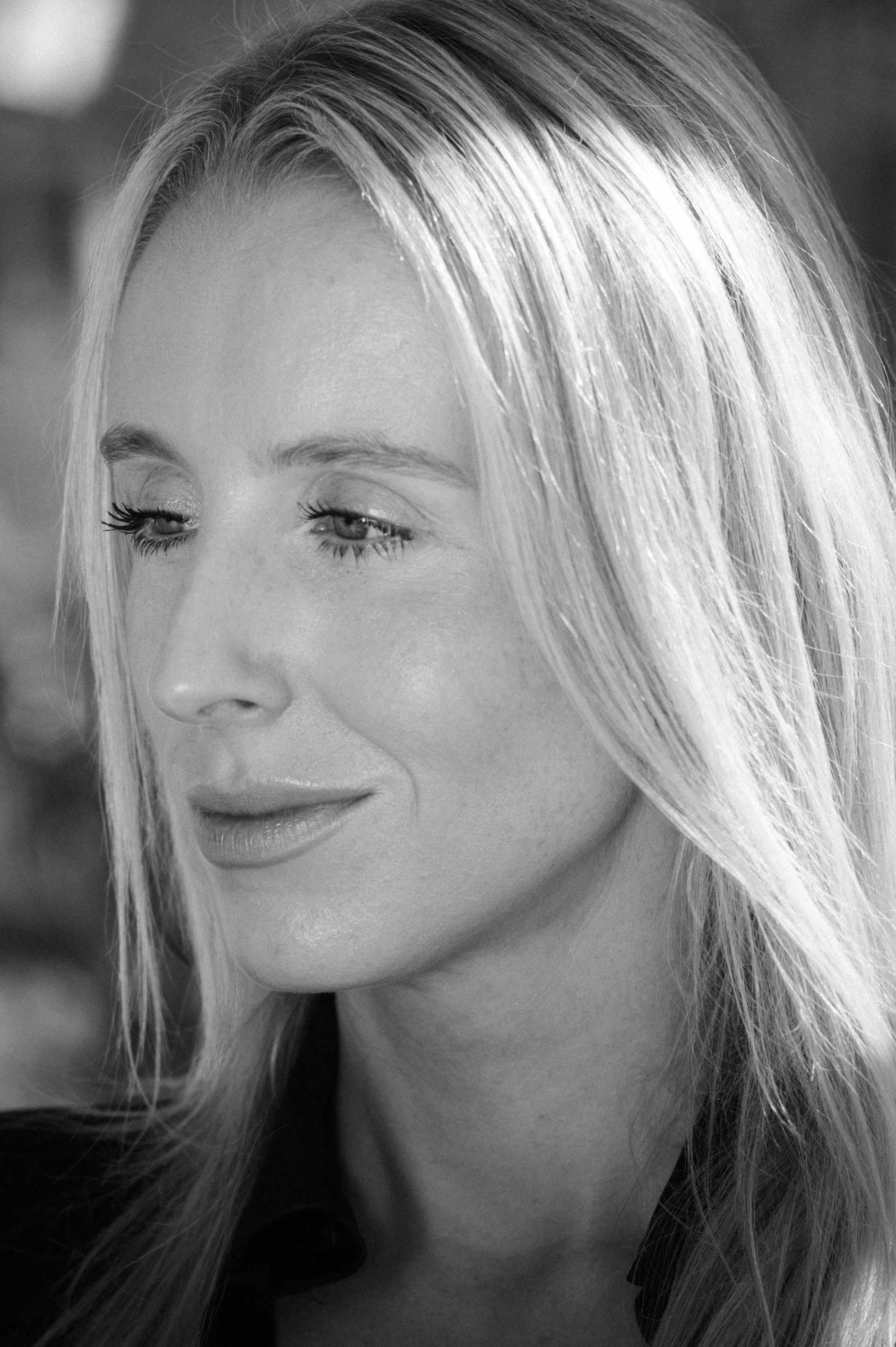 Tina_Df_3184_BW_small.jpg