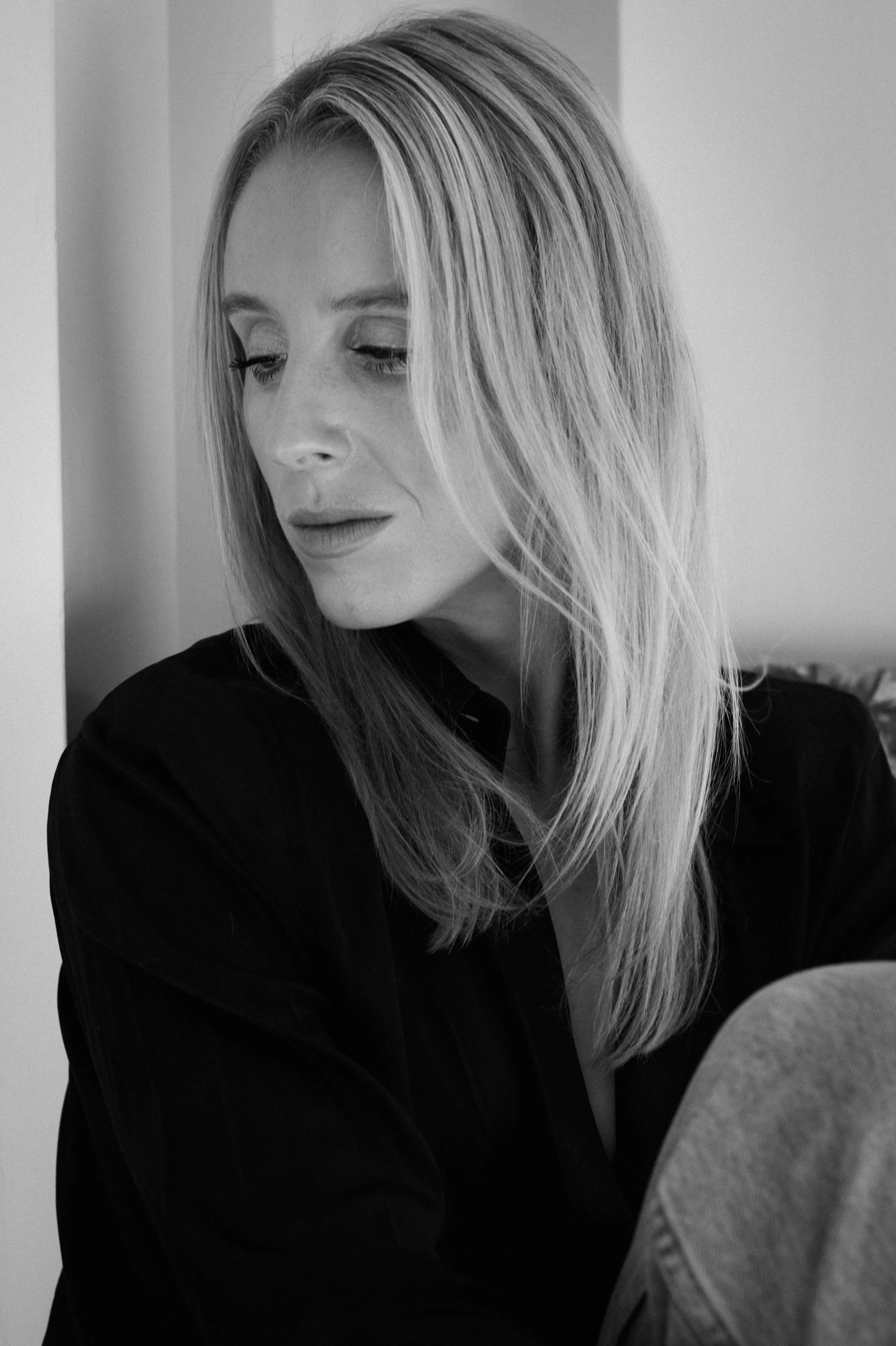 Tina_Df_3166_BW_small.jpg