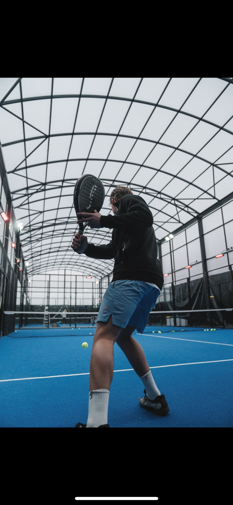 Vi söker erfaren padeltränare