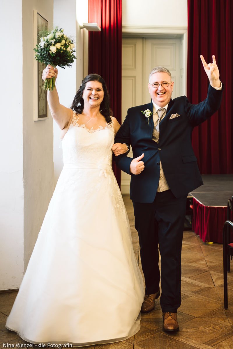 Hochzeitsfotografin Enns, heiraten Schloss Ennsegg-3.jpg