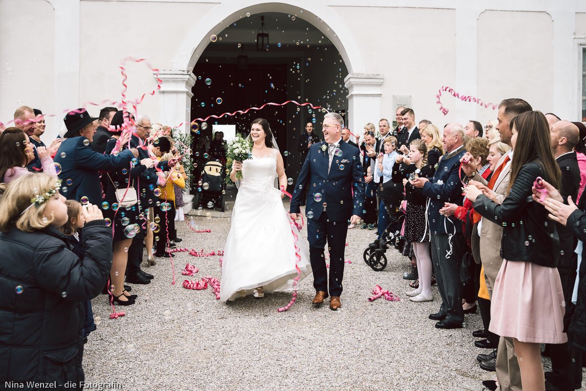 Hochzeitsfotografin Enns, heiraten Schloss Ennsegg-5.jpg