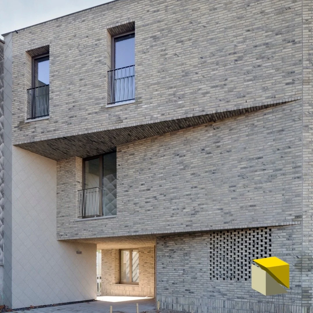 Terugblik naar 2016 voor dit strak project te Zwijndrecht: hier bouwden we 5 appartementen en een kantoorruimte: een goede samenwerking tussen alle partijen met dit knap resultaat ✨
#vanallewerventhuis #throwbackthursday #projectupdate #inter_fastbv