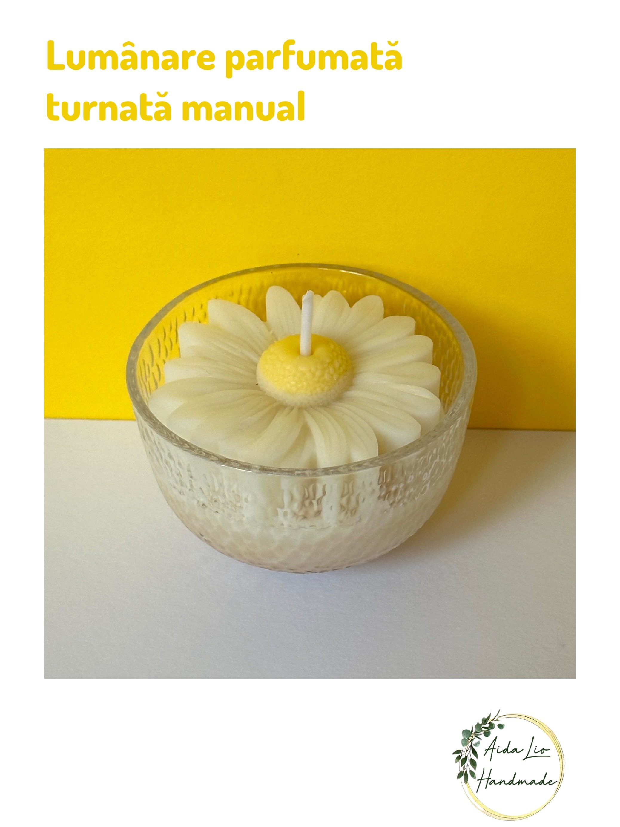 Margareta - lumânare parfumată din ceară naturală turnată manual în suport de sticlă (diam. 7 cm x h 5 cm) - 30 lei
