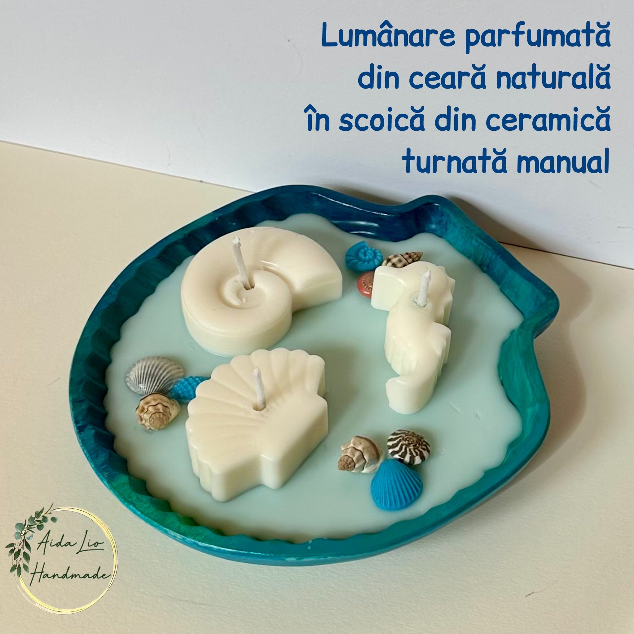 Scoica - lumânare artizanală parfumată, din ceară naturală în recipient din ceramică turnat manual - 70 lei