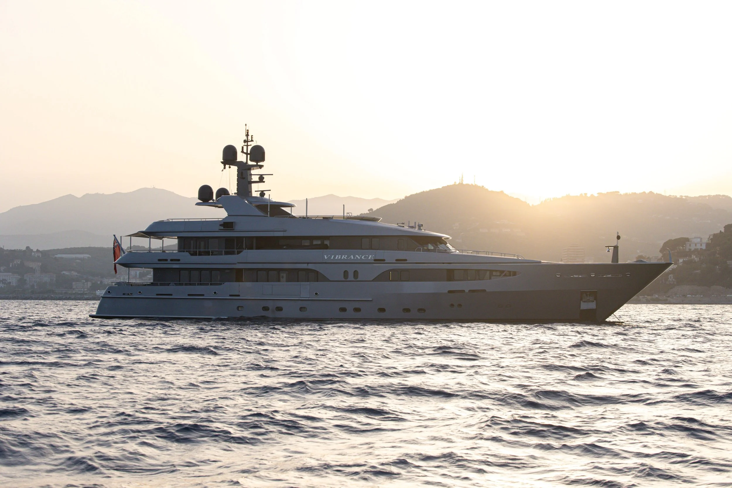 M/Y VIBRANCE | AVAILABLE FOR SALE