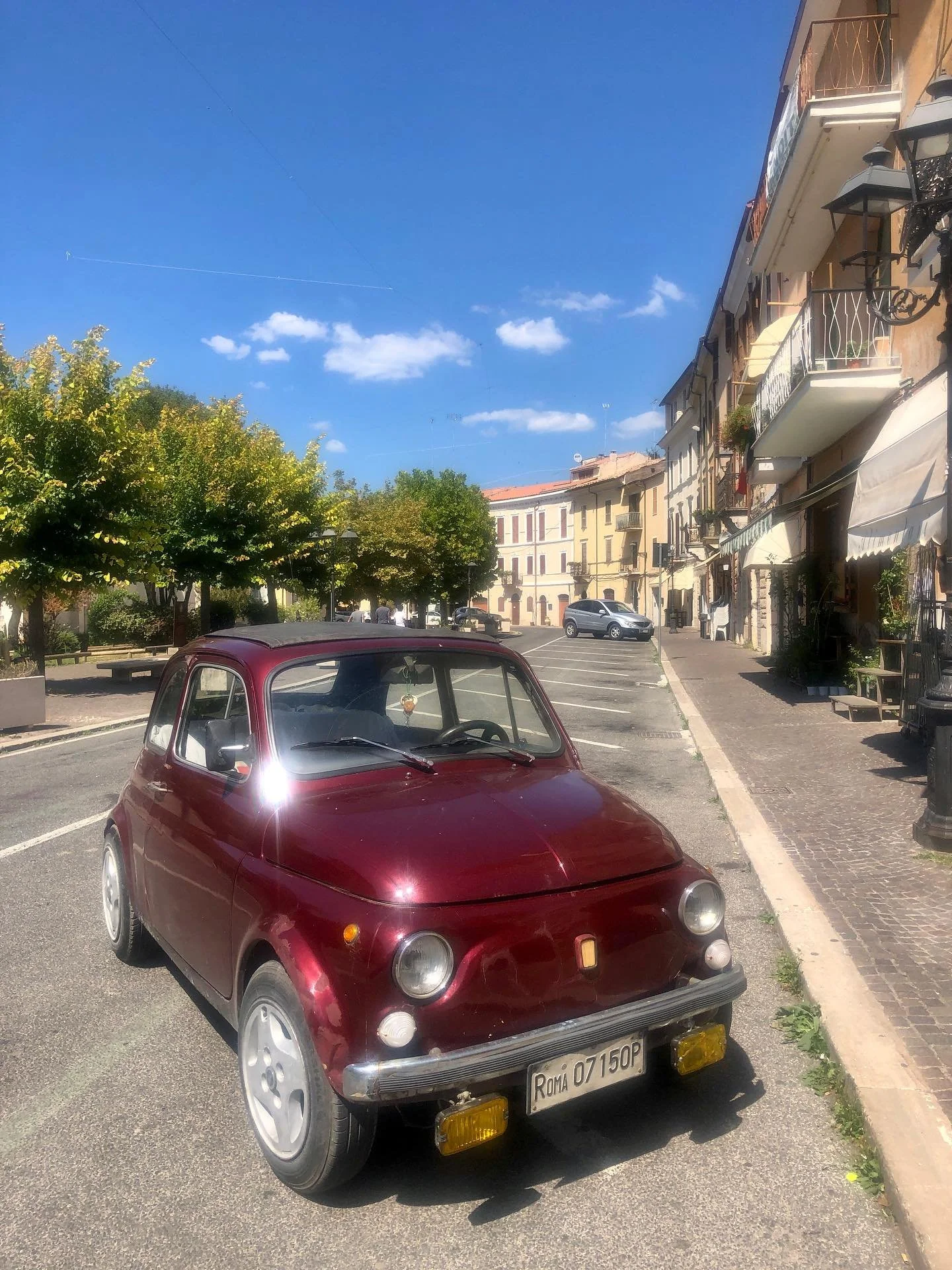 And finally, my favourite car of the week 🇮🇹
So many Fiat Panda&rsquo;s on the shortlist, but this awesome little Fiat 500 was a clear winner &hearts;️