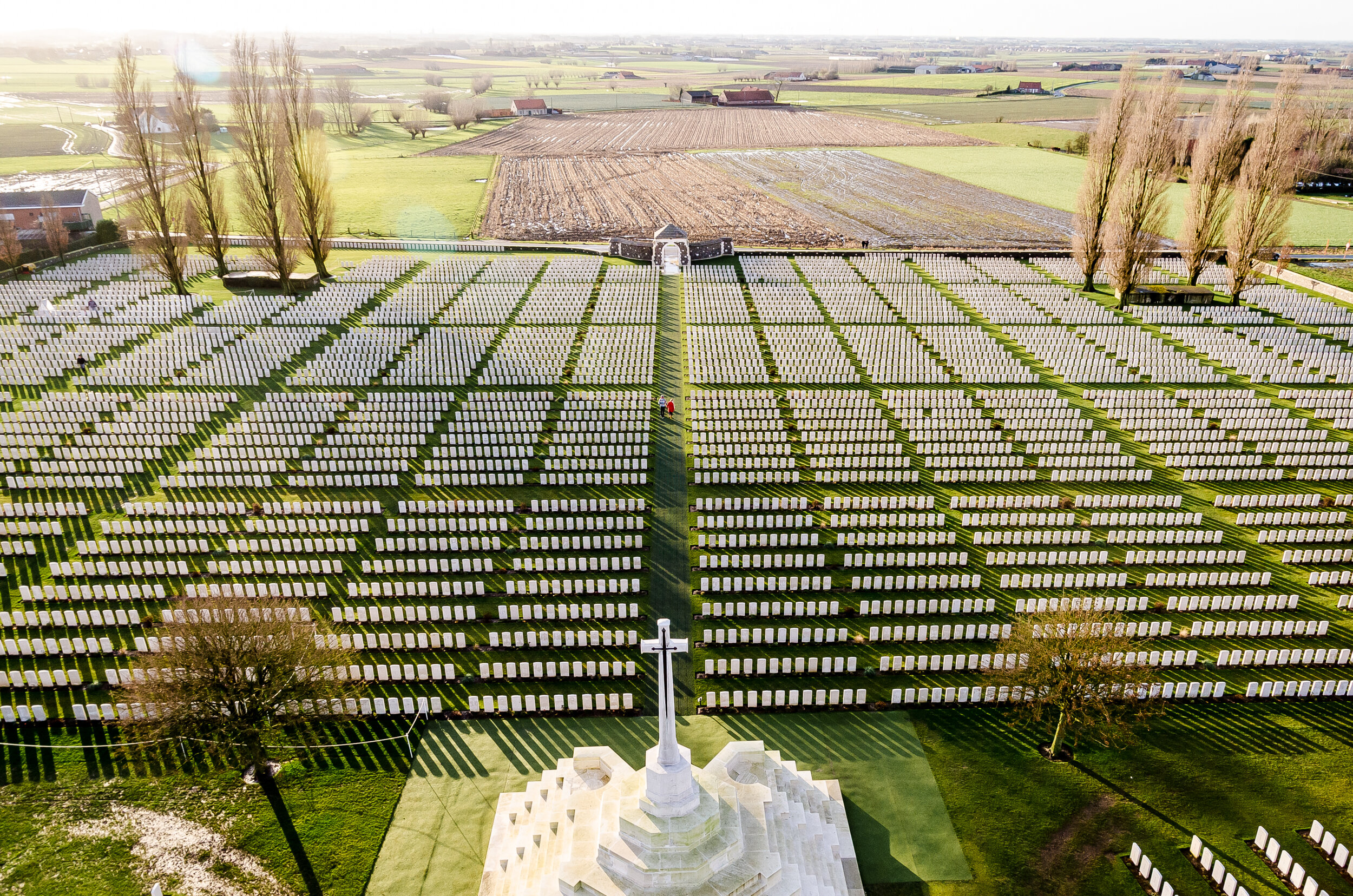14_01_16_GUERRE1418_SOIRMAG. YPRES. AERIAL PHOTOGRAPHS OF THE TRACES OF THE 14 18 WAR IN THE YSER. PHOTOS- AERIALFOCUS_Pixelshake020.jpg
