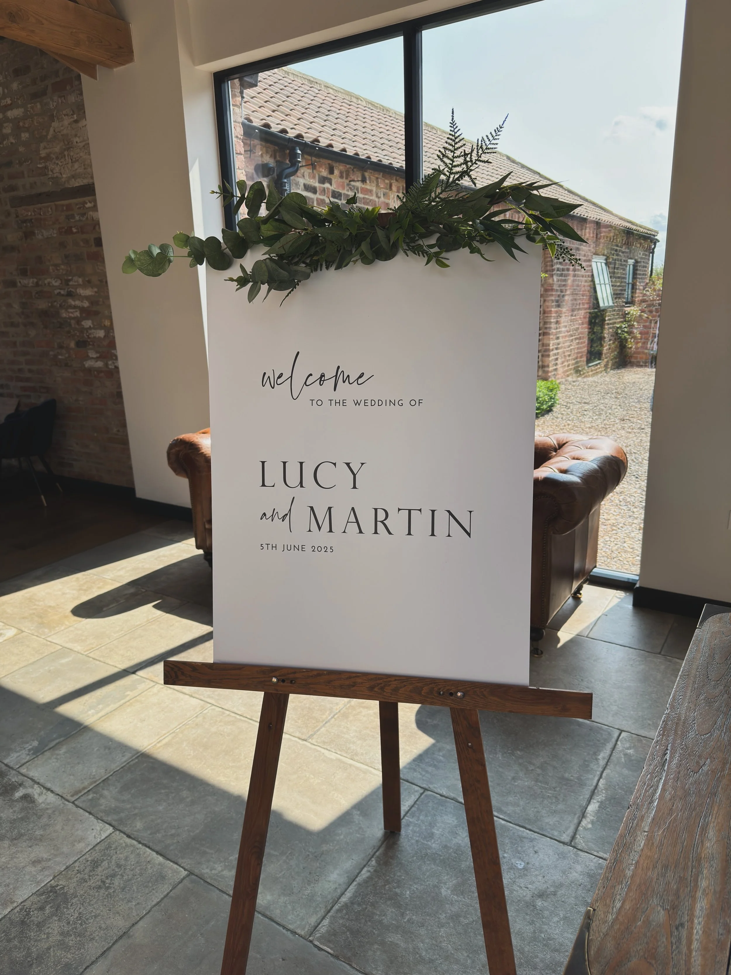 WELCOME SIGN FOLIAGE // 

Did you know we have sign foliage included in all of our packages? The perfect final touch to add decor to your welcome sign that keeps all your decor cohesive and seamless. 

Available to match your florals and centrepieces