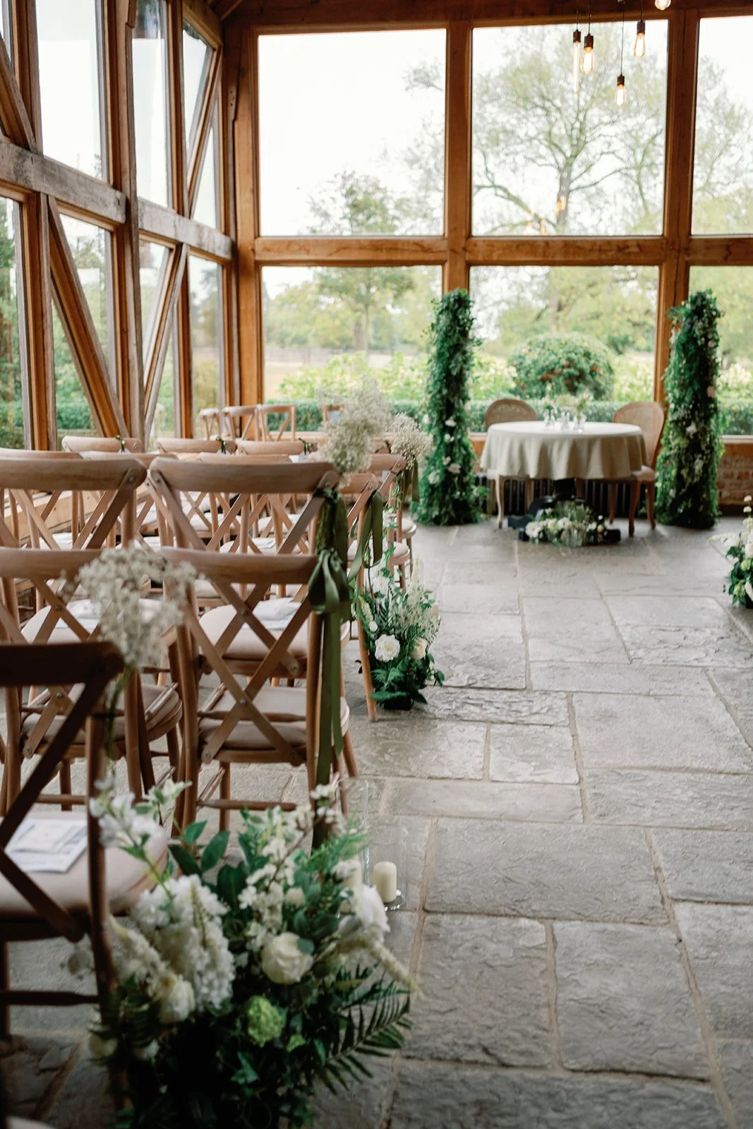 Morgan & David - Barns & Yard_290826-0012.jpg