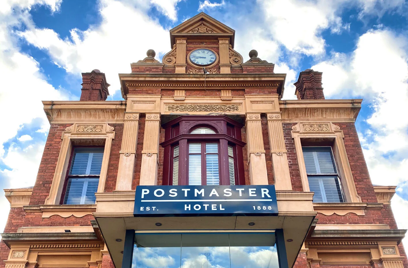 Postmaster Hotel Kew - Your New Local Pub