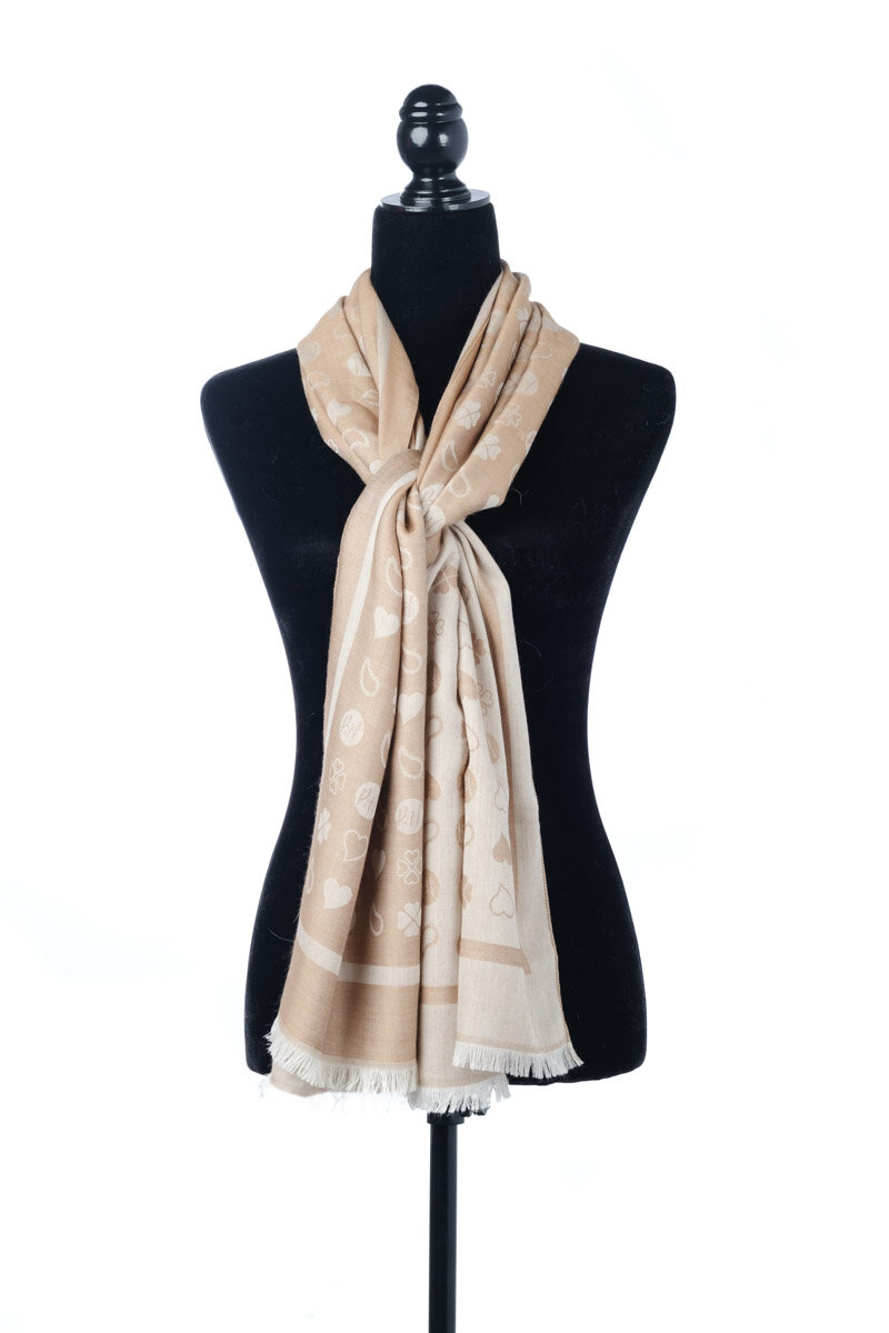 luxary-scarf-product-photo-on-white-10.jpg