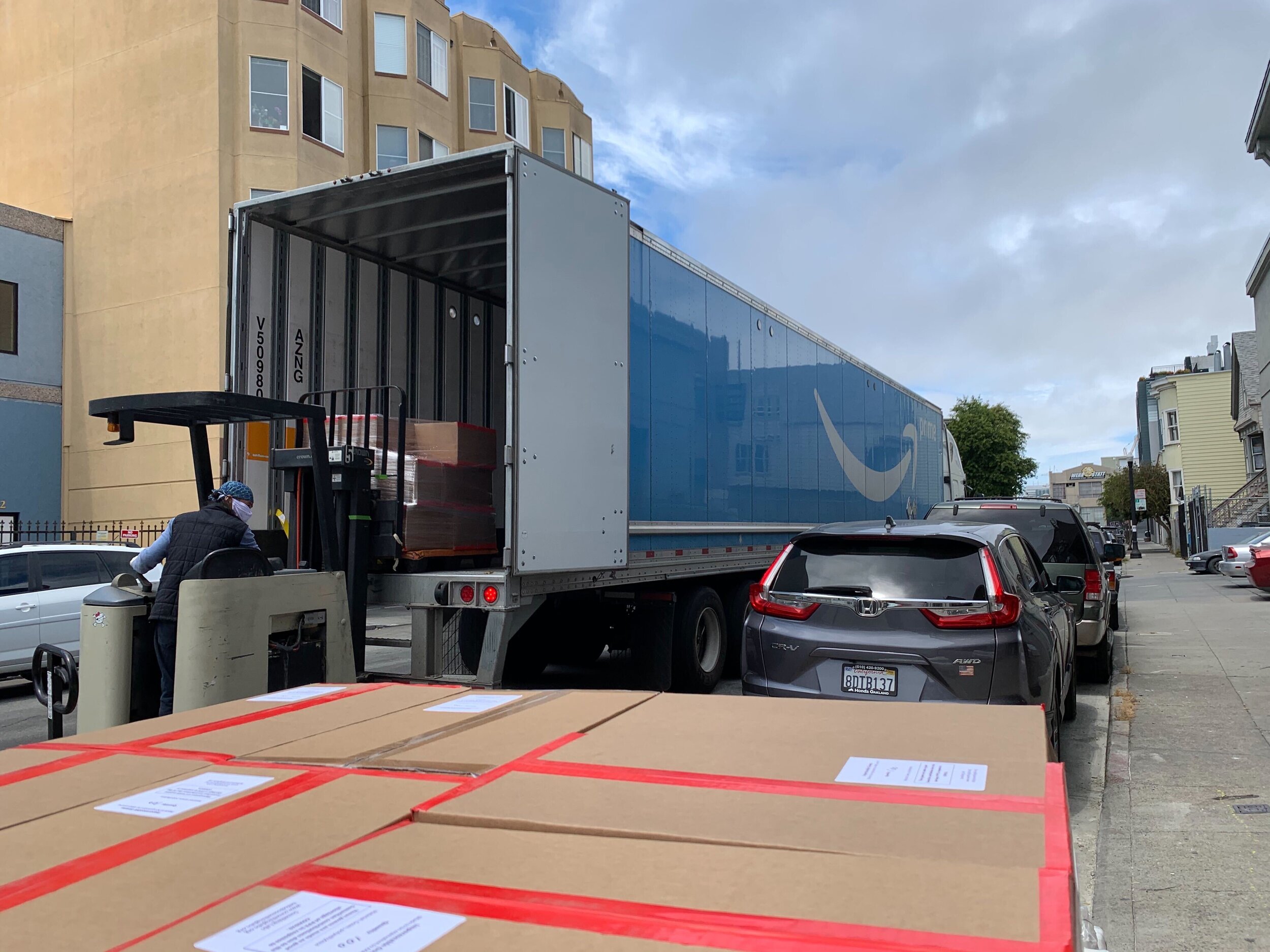 10,000 Gowns to Houston