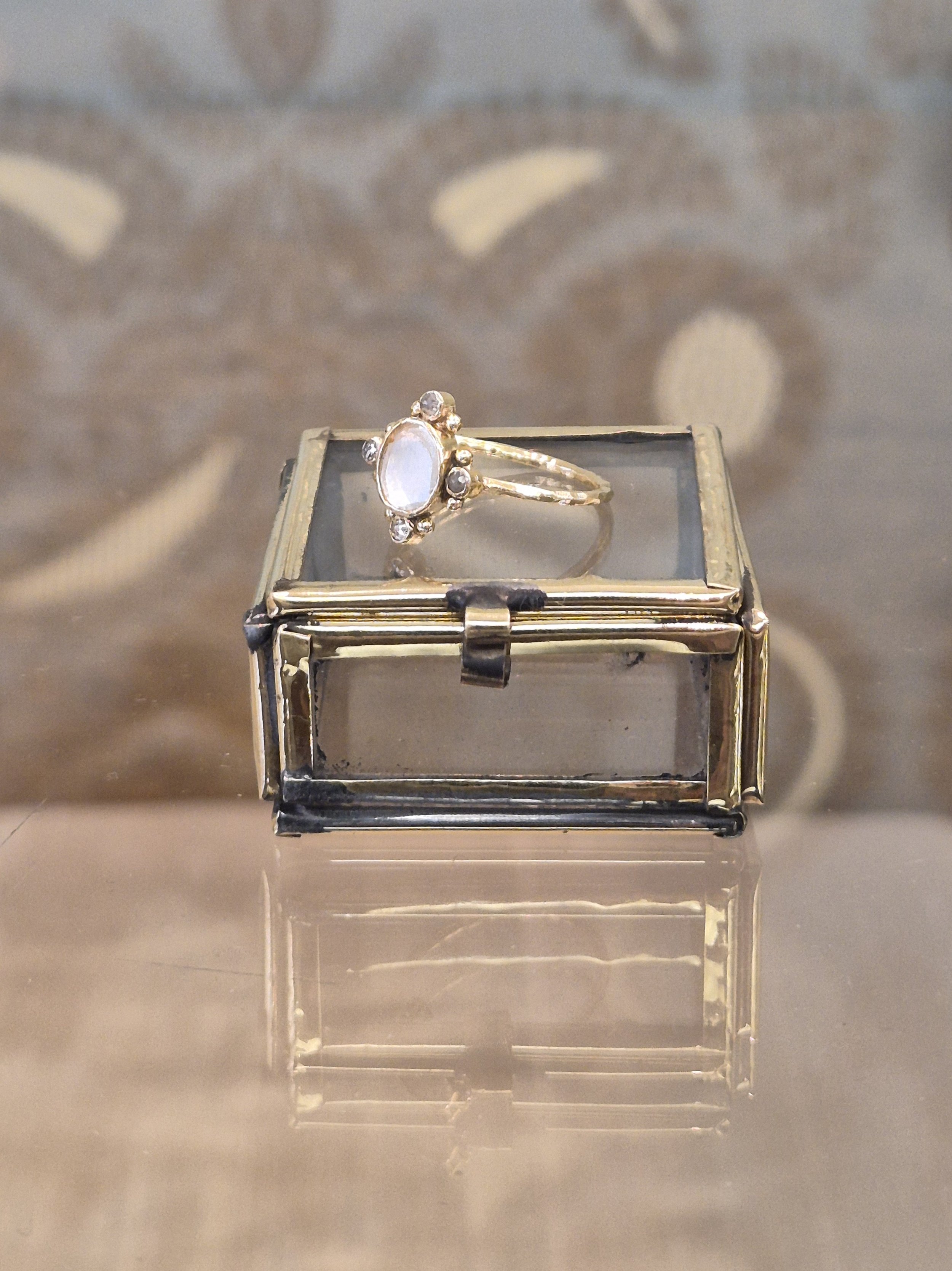 #38 Anello Mary