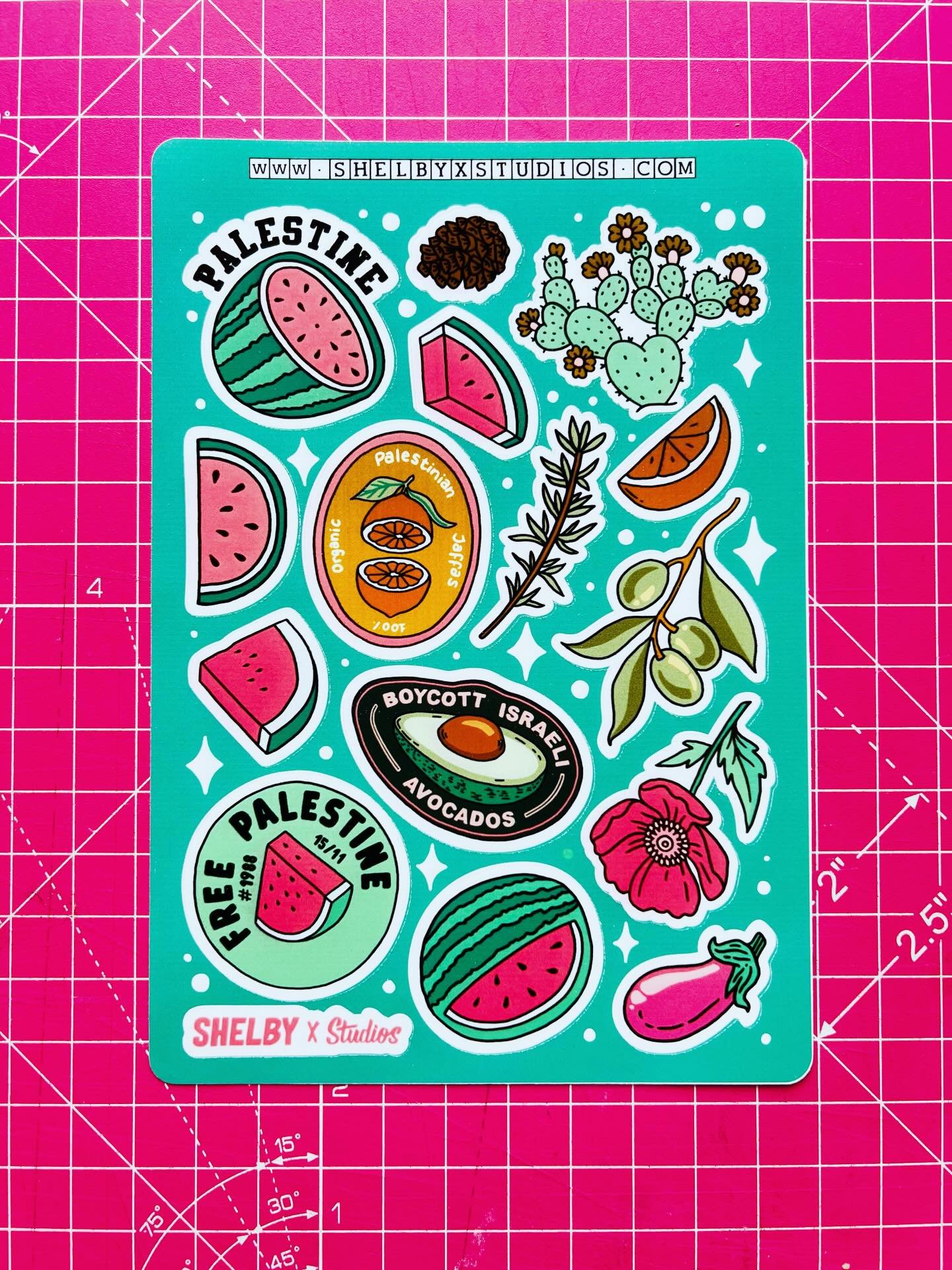 📣 CALLING ALL STICKER LOVERS!!! 🎱✨ Which is your favourite of our four sticker sheets?

You can now get these individually outside of the zine kits. Last orders Monday 15th December 💝

#Stickers #StickerSheet #JunkJournal #Journaling #ShopSmall