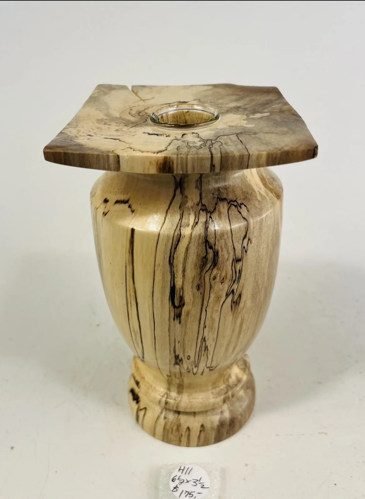 Holly Vase         H11