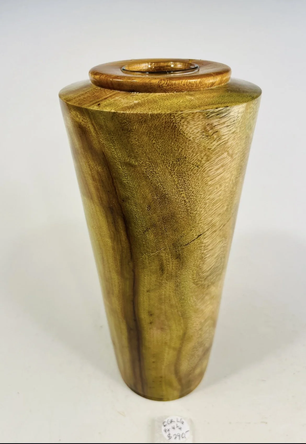 Camphor Vase         CGRLG