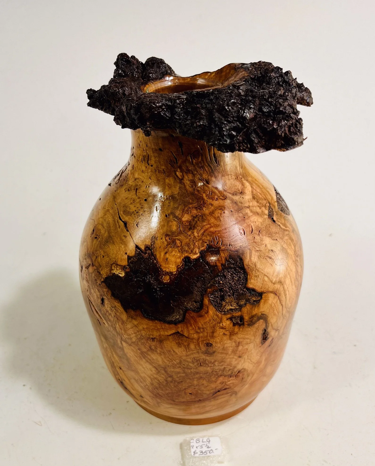 Cherry Burl Vase     CBLG