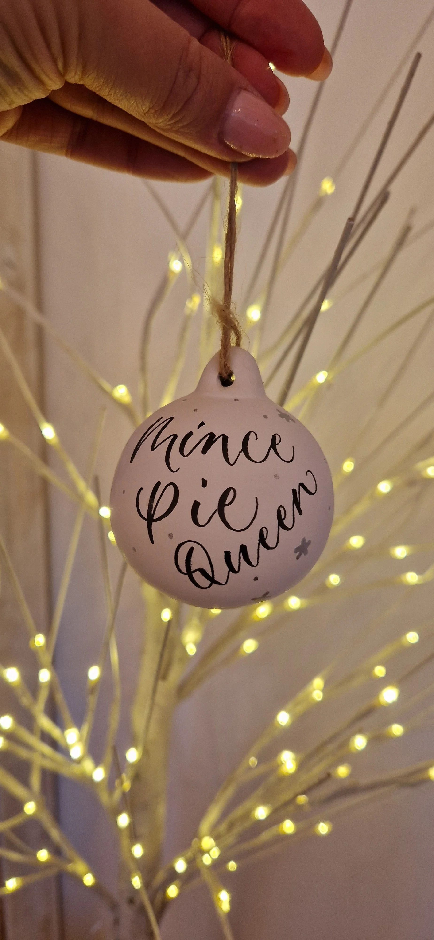 7th December Personalise your own Christmas Baubles - calligraphy workshop