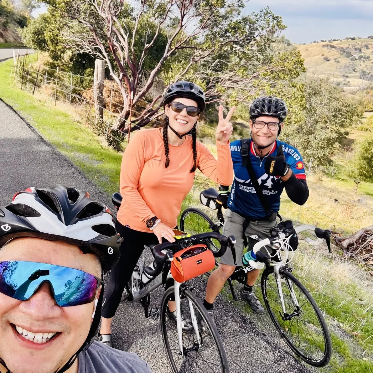 Cantelow Loop on Veterans Day. ~25mi. &amp; 1000 ft. and a tad more speed than I am accustomed to ;) 
.
 Speed and 📸 Credit - @where.is.sergio 
.
Thanks gentleman! 
.
Video decent taken by me via sticking my camera in my handlebar bag. Fancy !