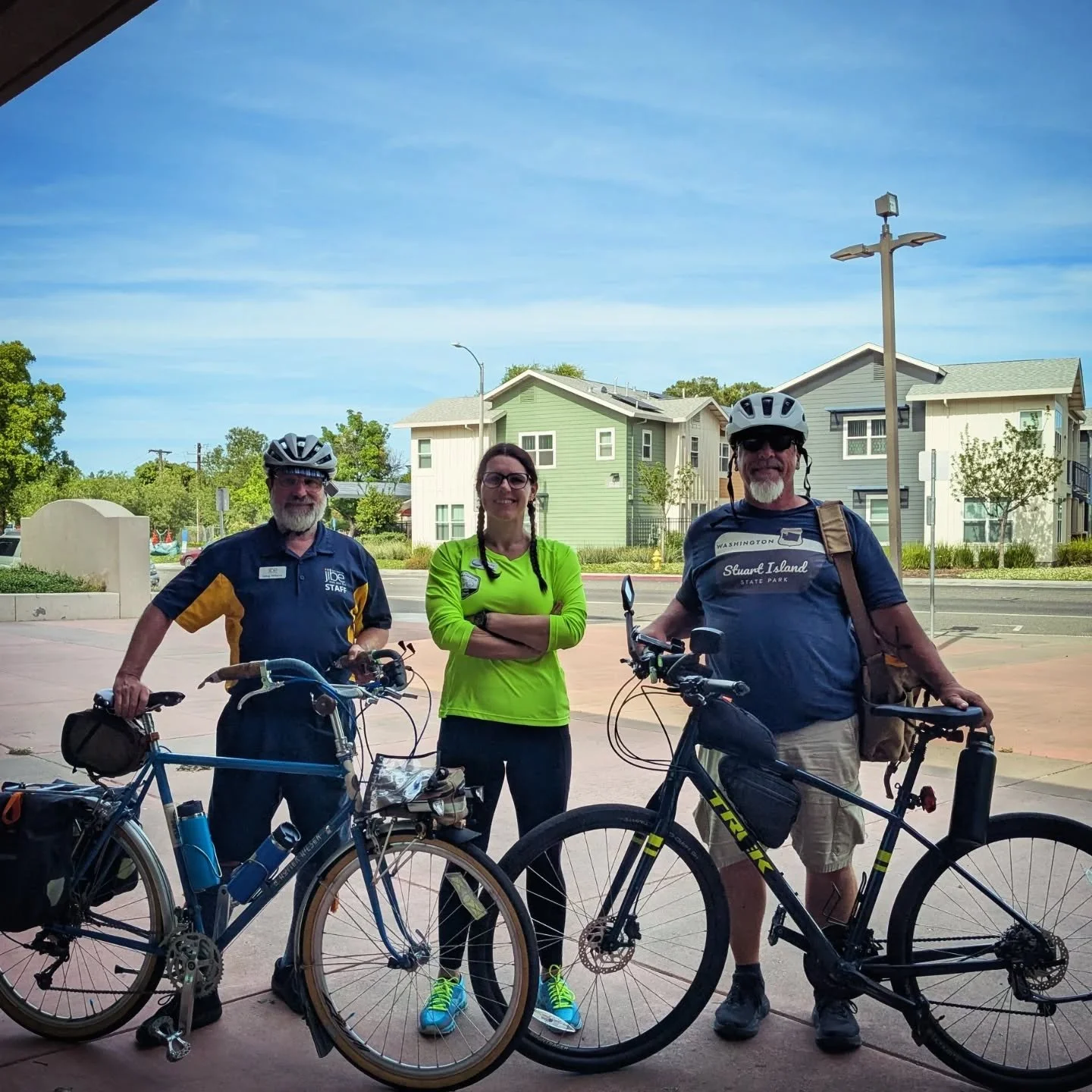 Led a League of American Bicyclists (LAB) Smart Cycling class for Yolo County Public Health last month!
.
The Smart Cycling curriculum provides bicycle education focused on traffic safety, risk management, bike handling skills, and strategies for rid