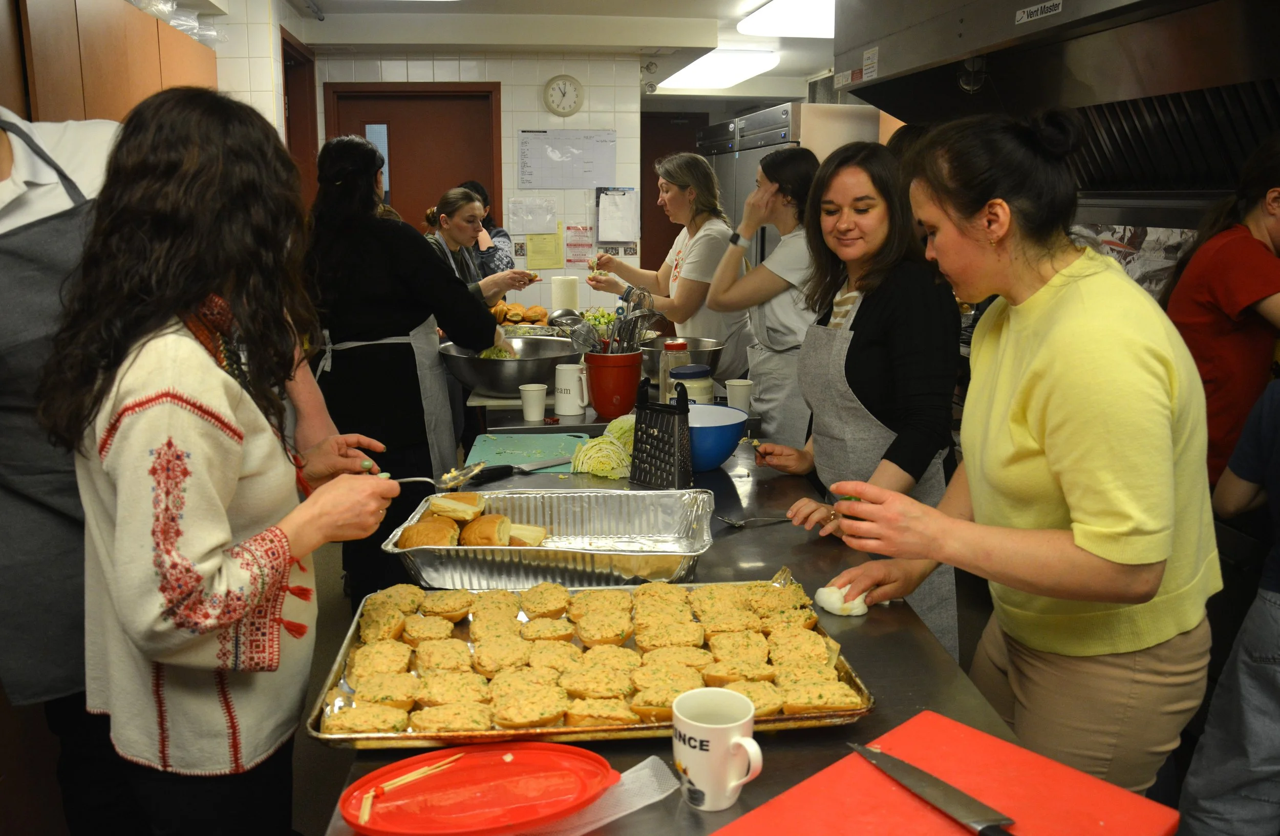 Youth-Presented Lunch at the Cathedral (Photos) — St. Volodymyr ...