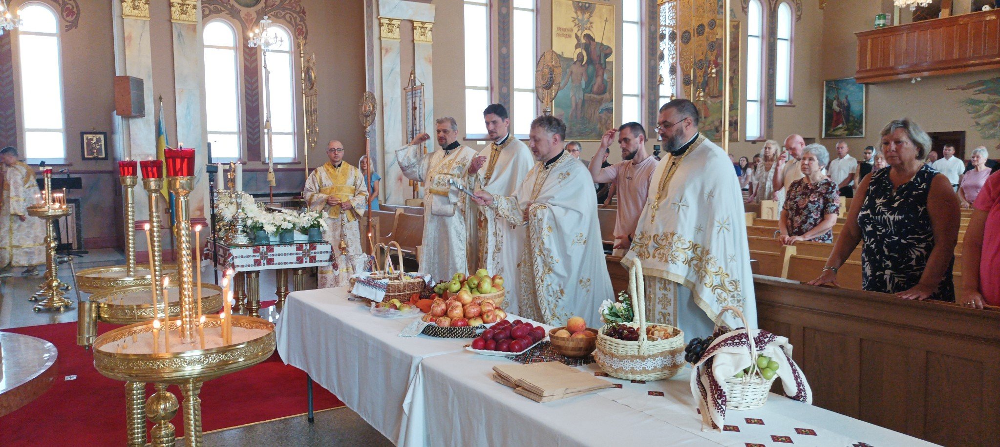 Blessing of fruit at the Cathedral (Photos) — St. Volodymyr Cathedral ...