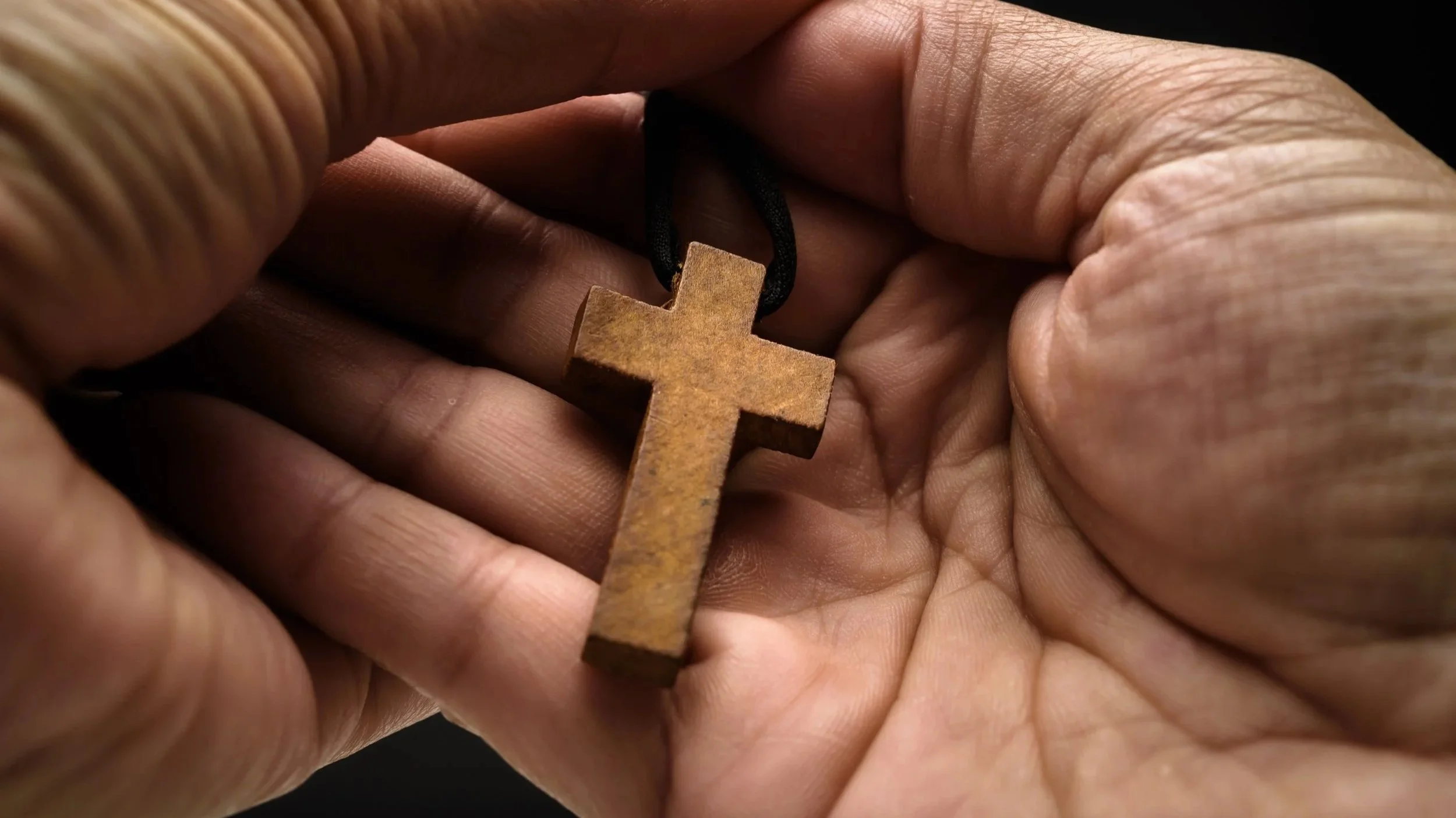 СПИТАЙТЕ ОТЦЯ: Як людина повинна готуватися до Святої Євхаристії?