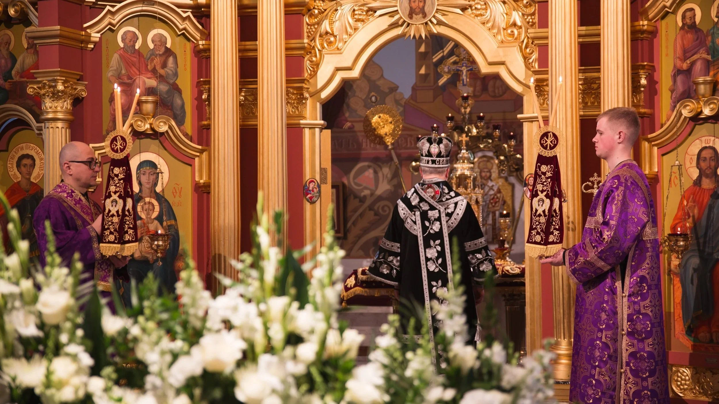 Holy Friday at the Cathedral (Photos)