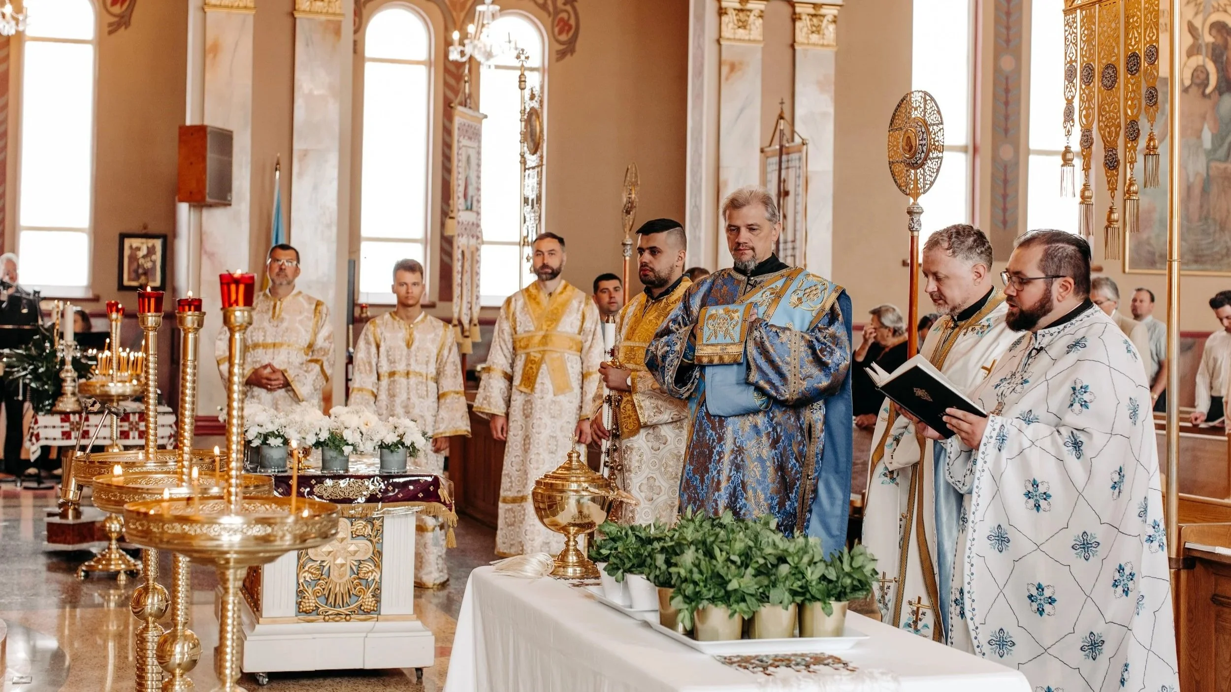 Photos from the Blessing of Mint at the Cathedral