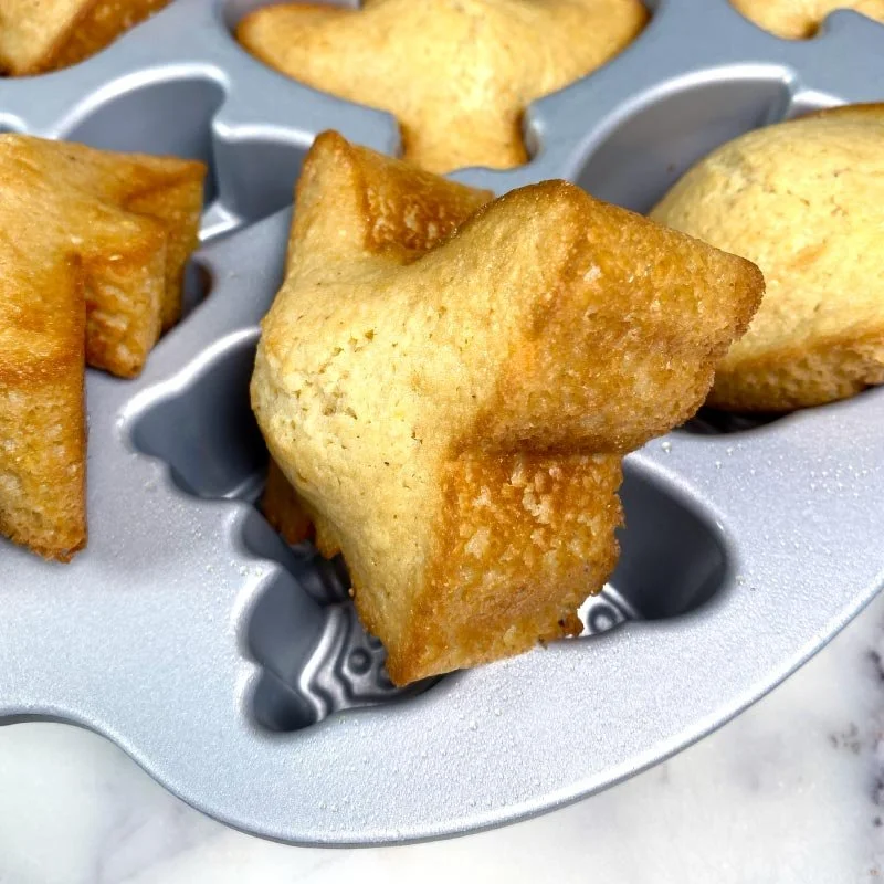 Mary’s Traditional Homemade Cornbread Muffins Nordic Ware™ Backyard