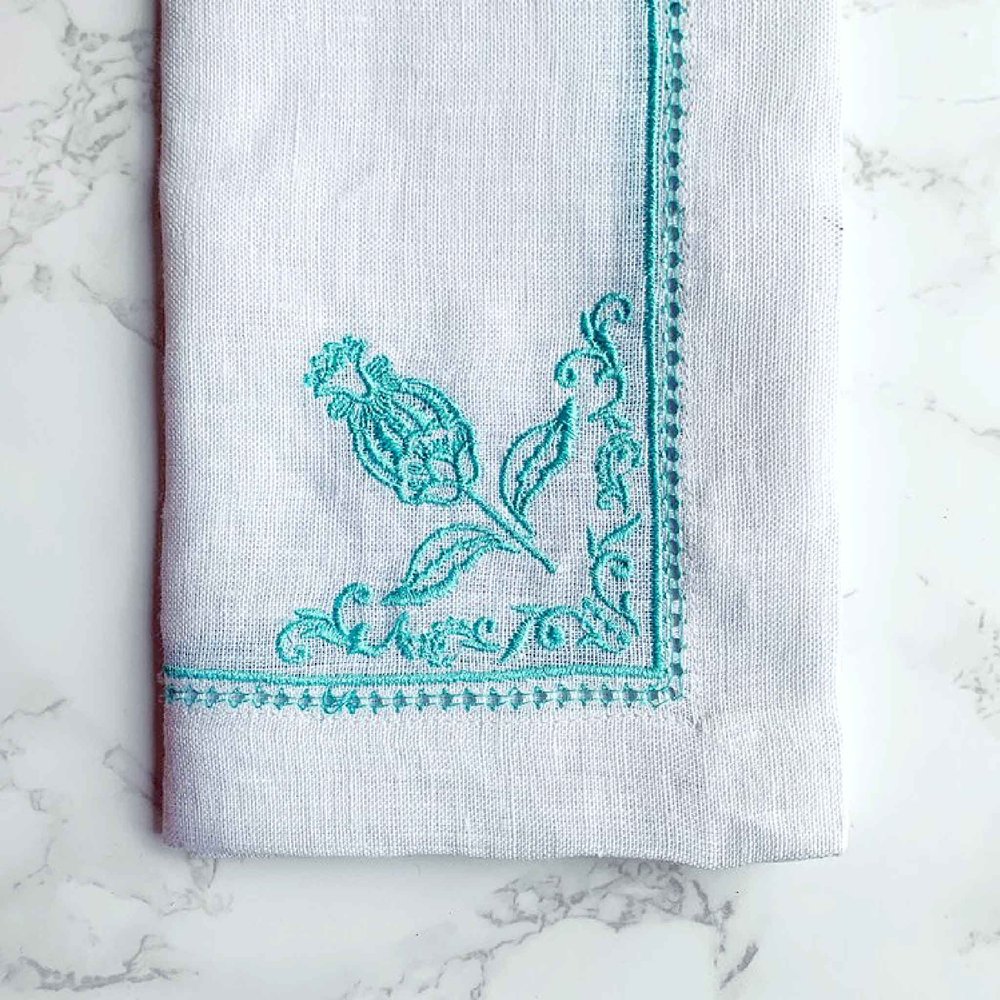 White linen napkins set / Cloth holiday napkins bulk / Custo