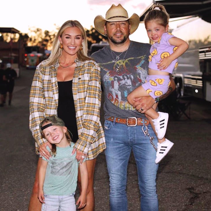 Sorry, Feminists: The Family Is Here to Stay